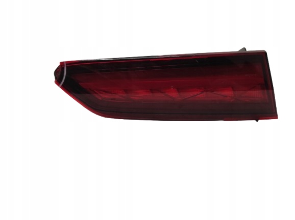 SKODA KAROQ 17- LAMPA LEWA TYŁ W KLAPĘ LED 57A945307
