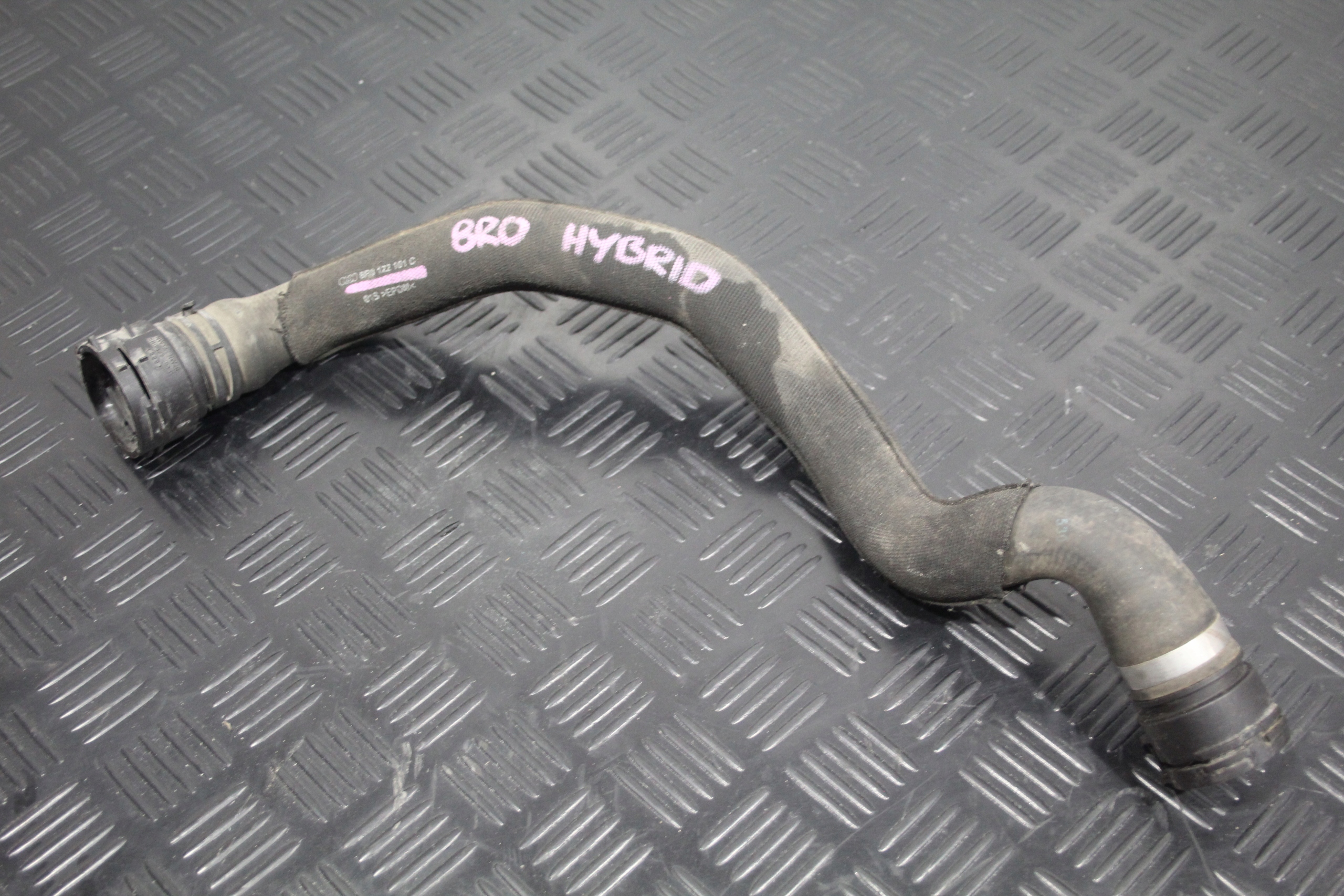 crijevo prijenos vode AUDI Q5 8R0 8R0122101C