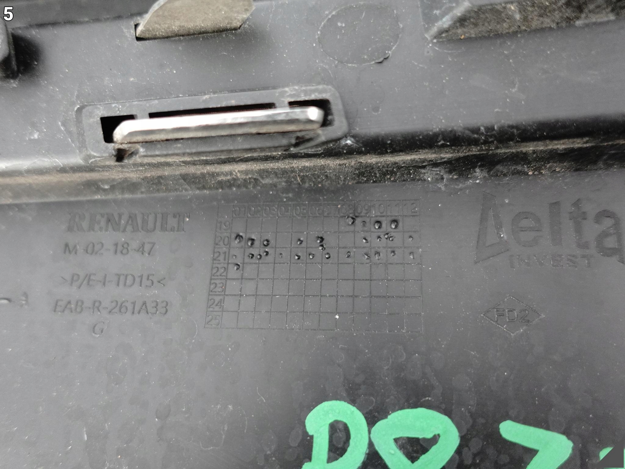 DACIA SANDERO III 3 STEPWAY JOGGER 20-24 grid grille CHROM left front