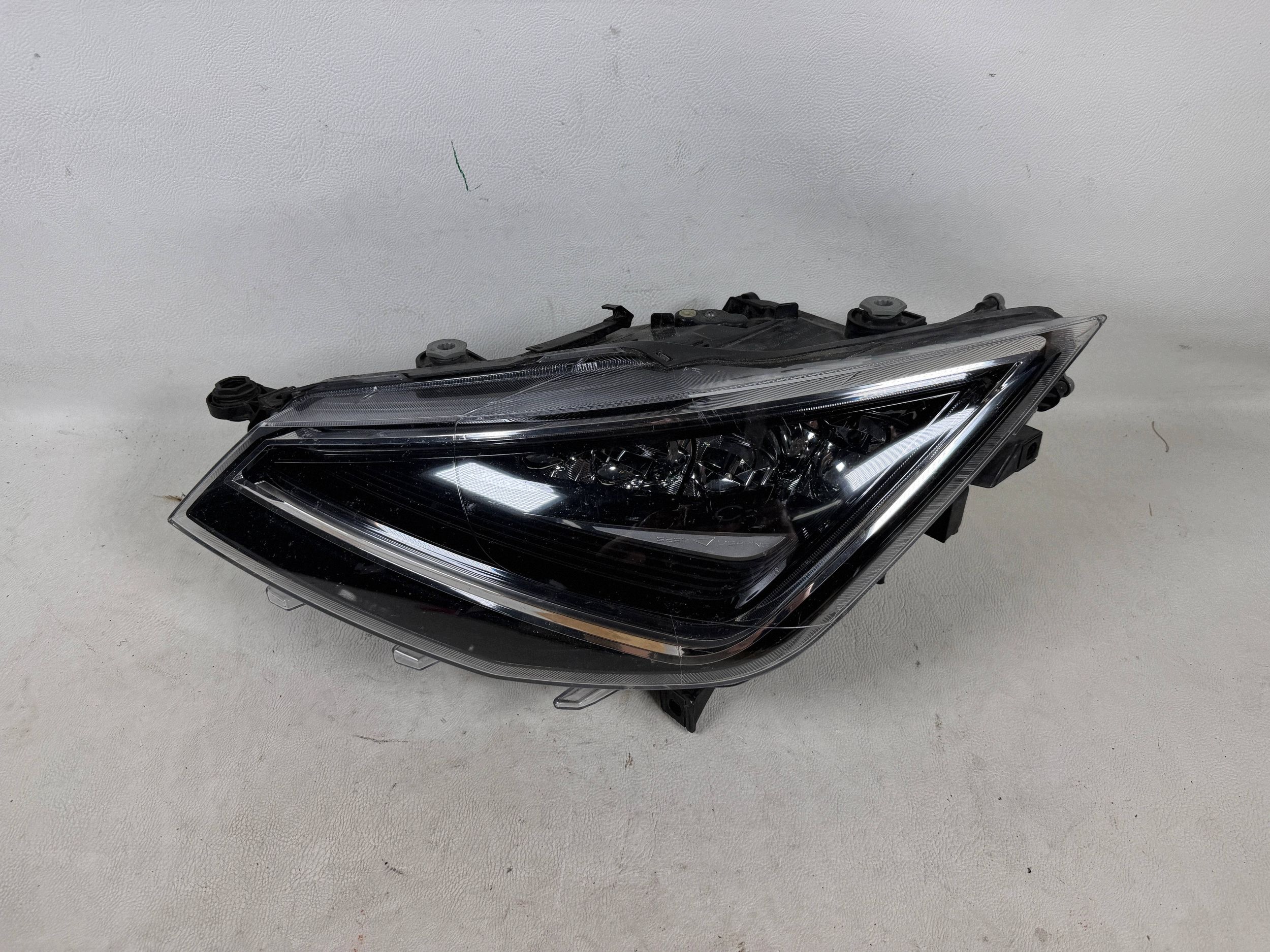 Seat Arona Ibiza Full LED 17- 6F V 5 light left front front