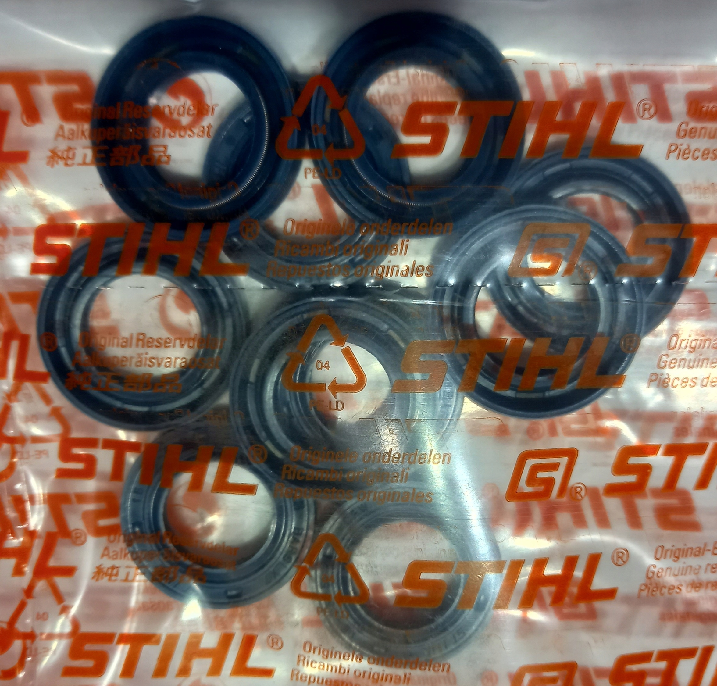 

Uszczelniacz wału Stihl MS170 180 230 250 023 025