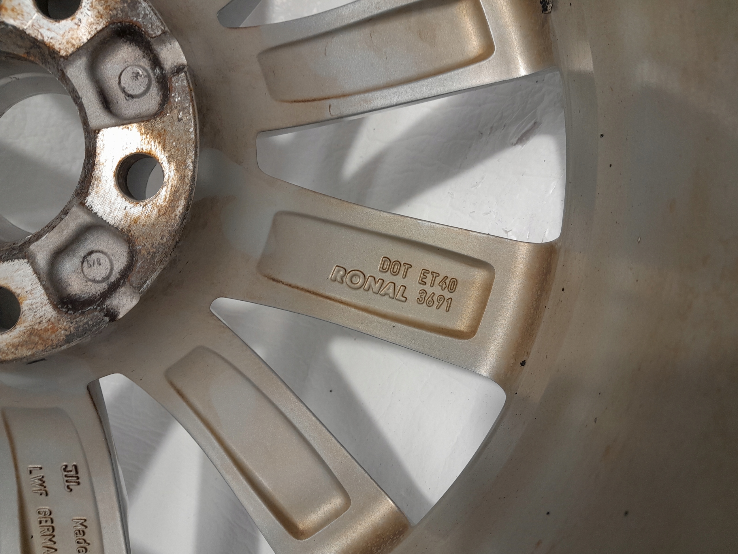 AUDI A4 B9 A5 8W A6 disk ALU 18'' CALI ORG. 8W0601025S
