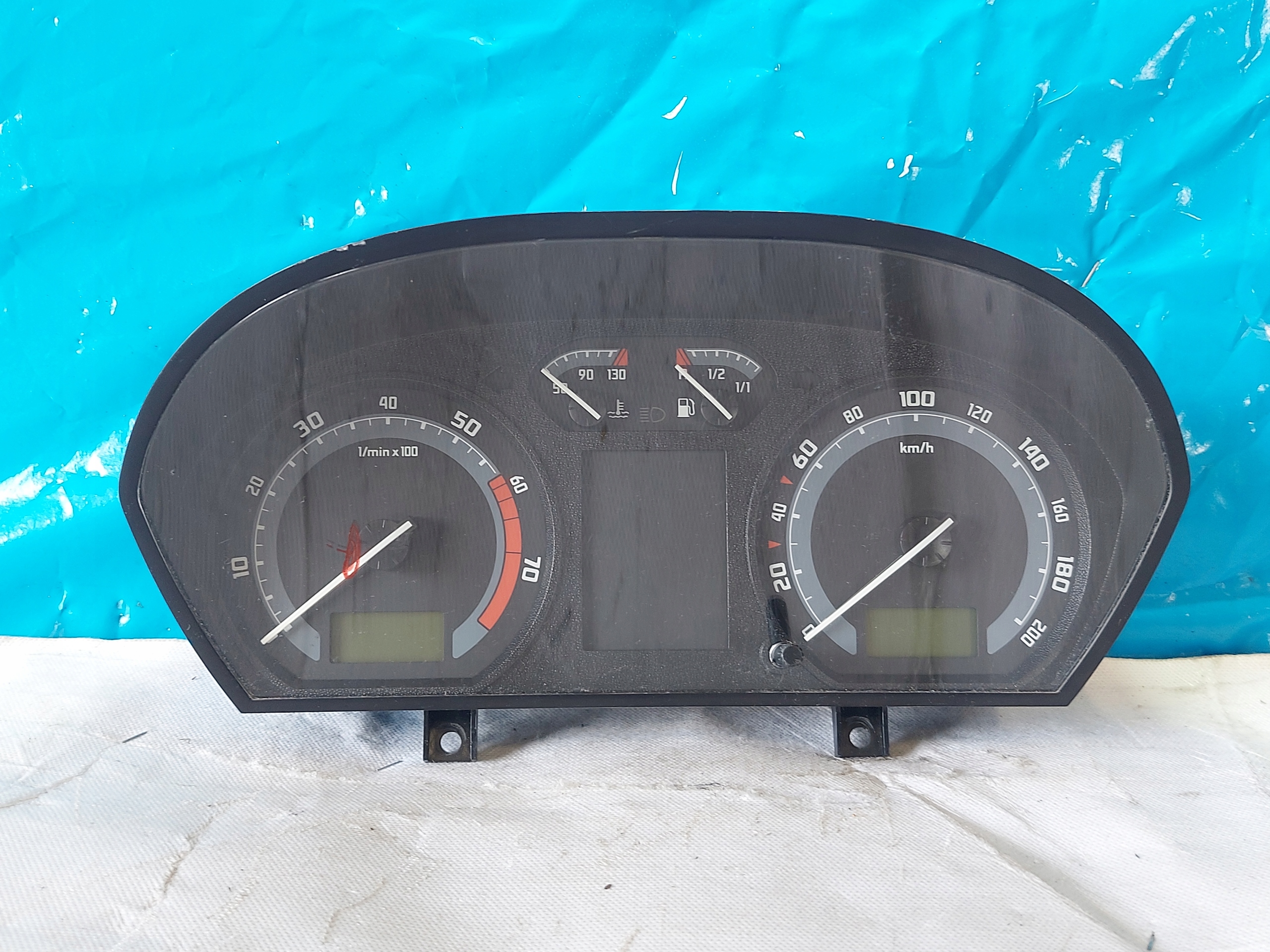 dials clock SKODA FABIA 1.4 B 6Y0920871L
