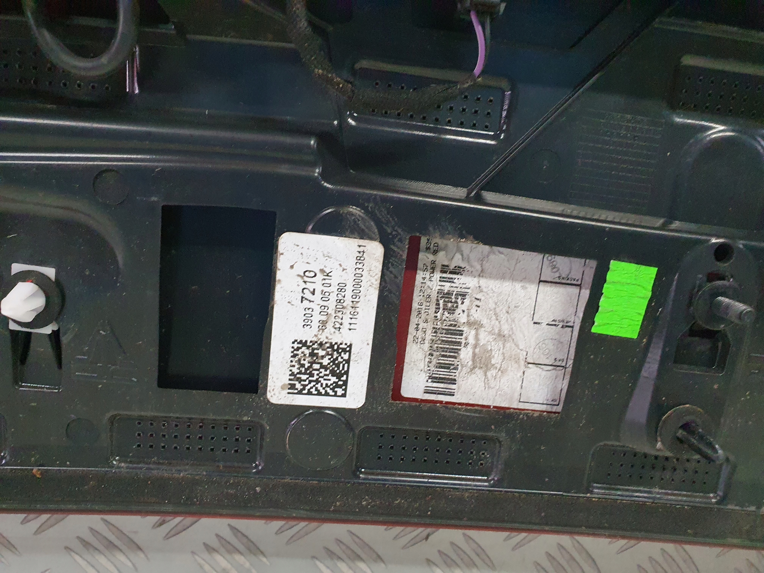 спойлер крышки стоп opel ASTRA K HB