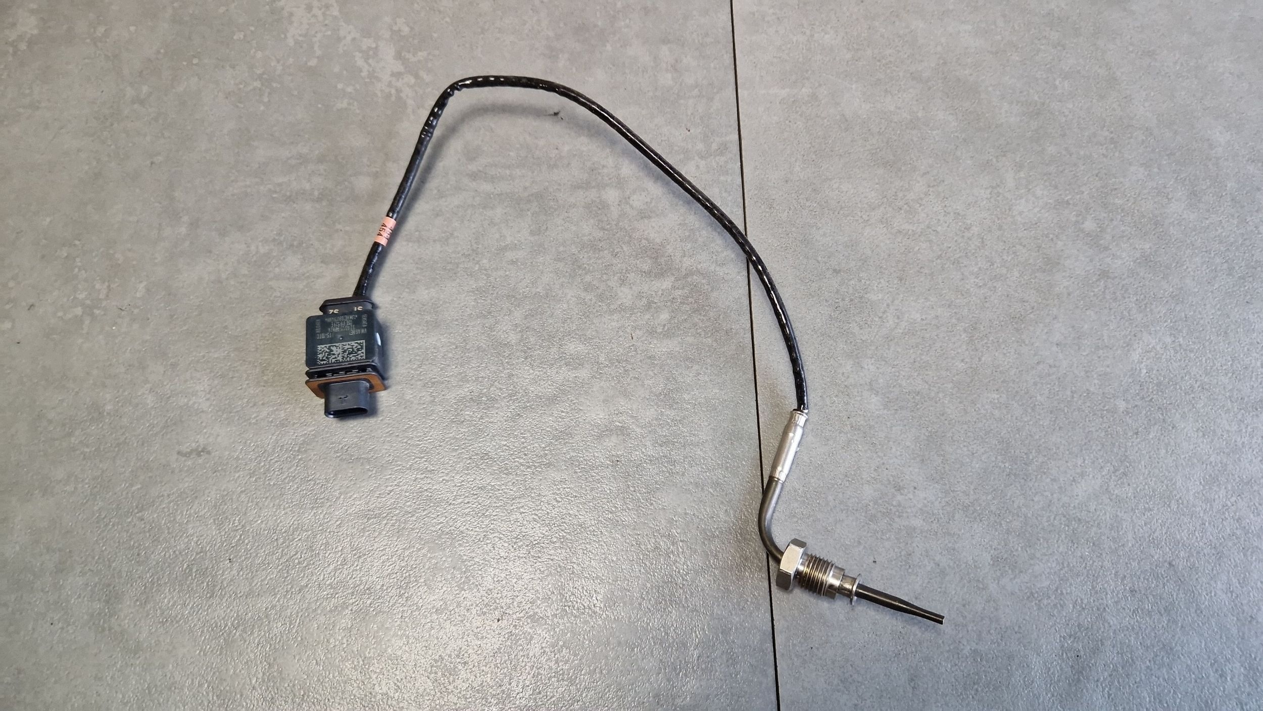 Audi A3 8Y Sensor temperatury Gase 05E919529E