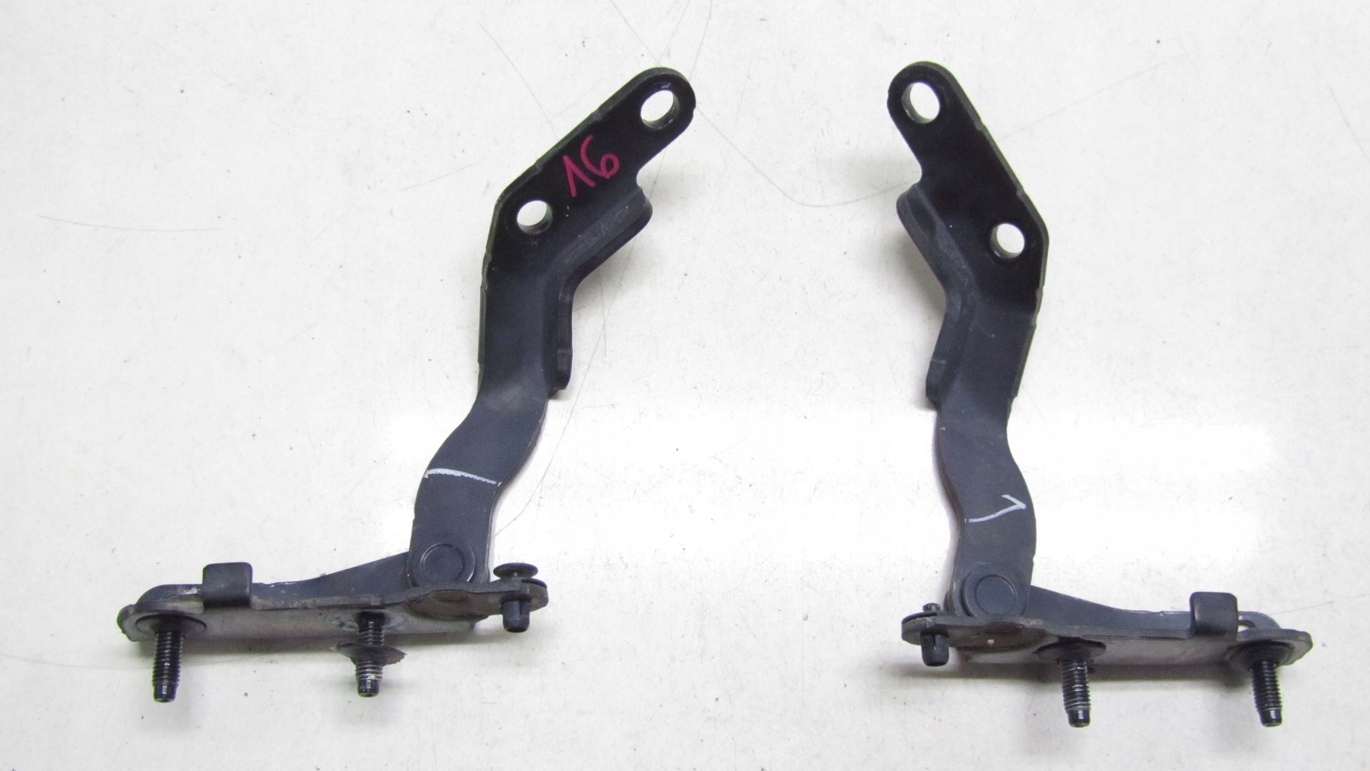 NISSAN X-TRAIL T32 ZAWIAS KLAPY BAGAŻNIKA KPL 14-