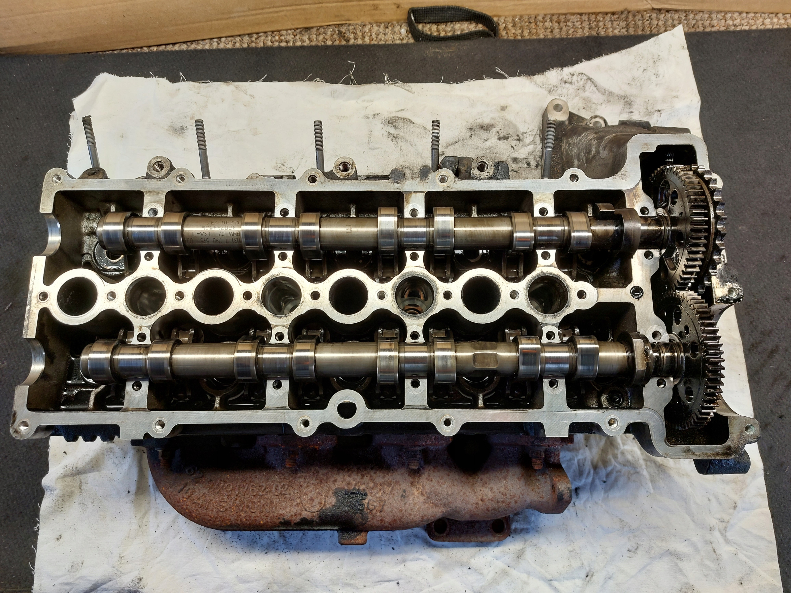 fej WALKI BMW E90 2.0 D M47 07r