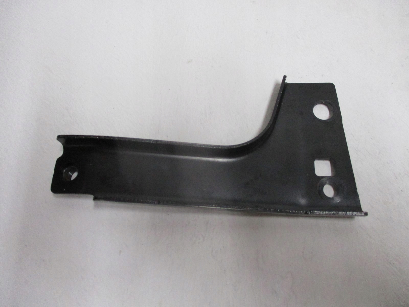 CONSOLE SUPPORT PLAQUE VOLVO XC-40 XC40 32283674 32283673