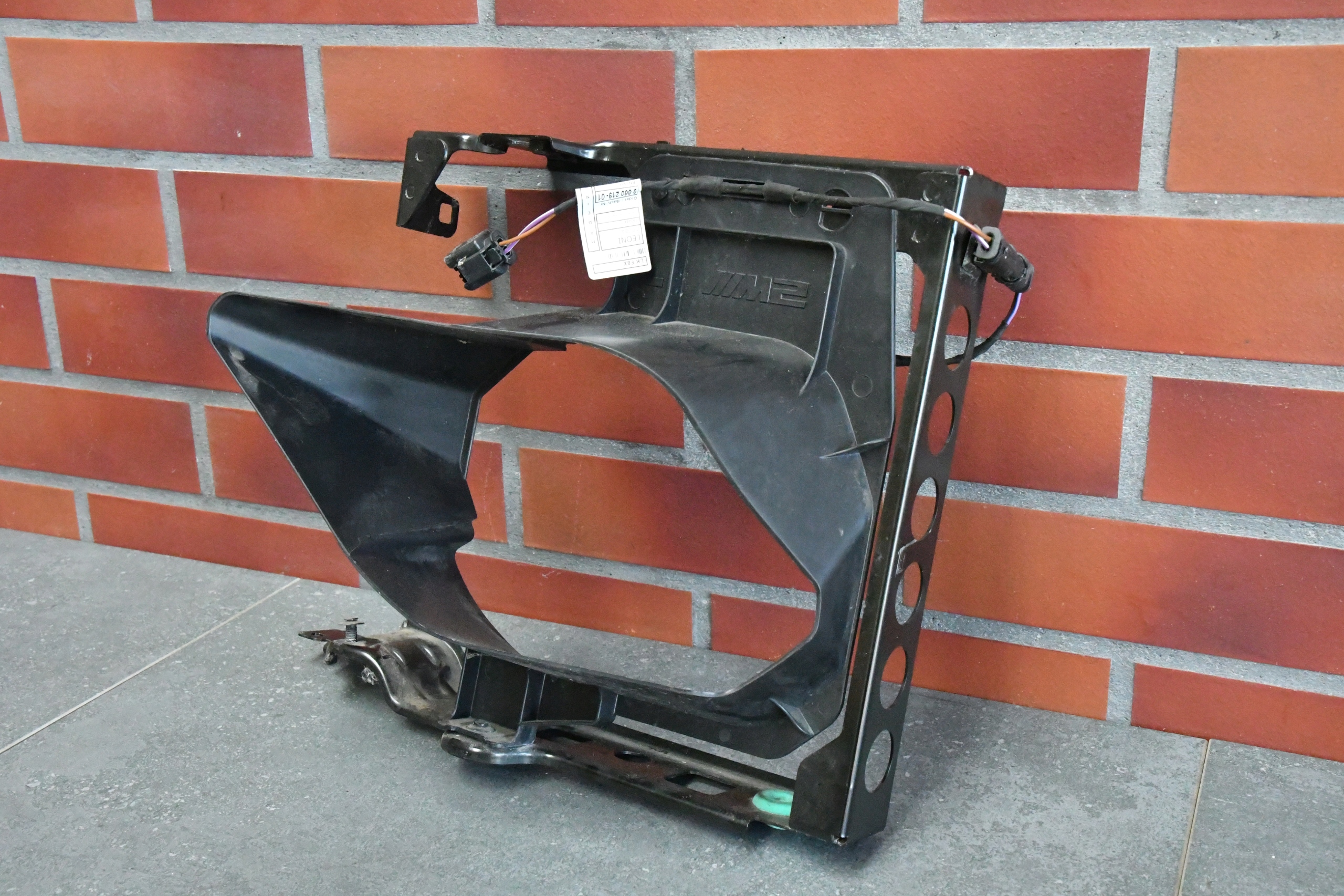 front panel, wall OKULAR left holder intake BMW M2 F87