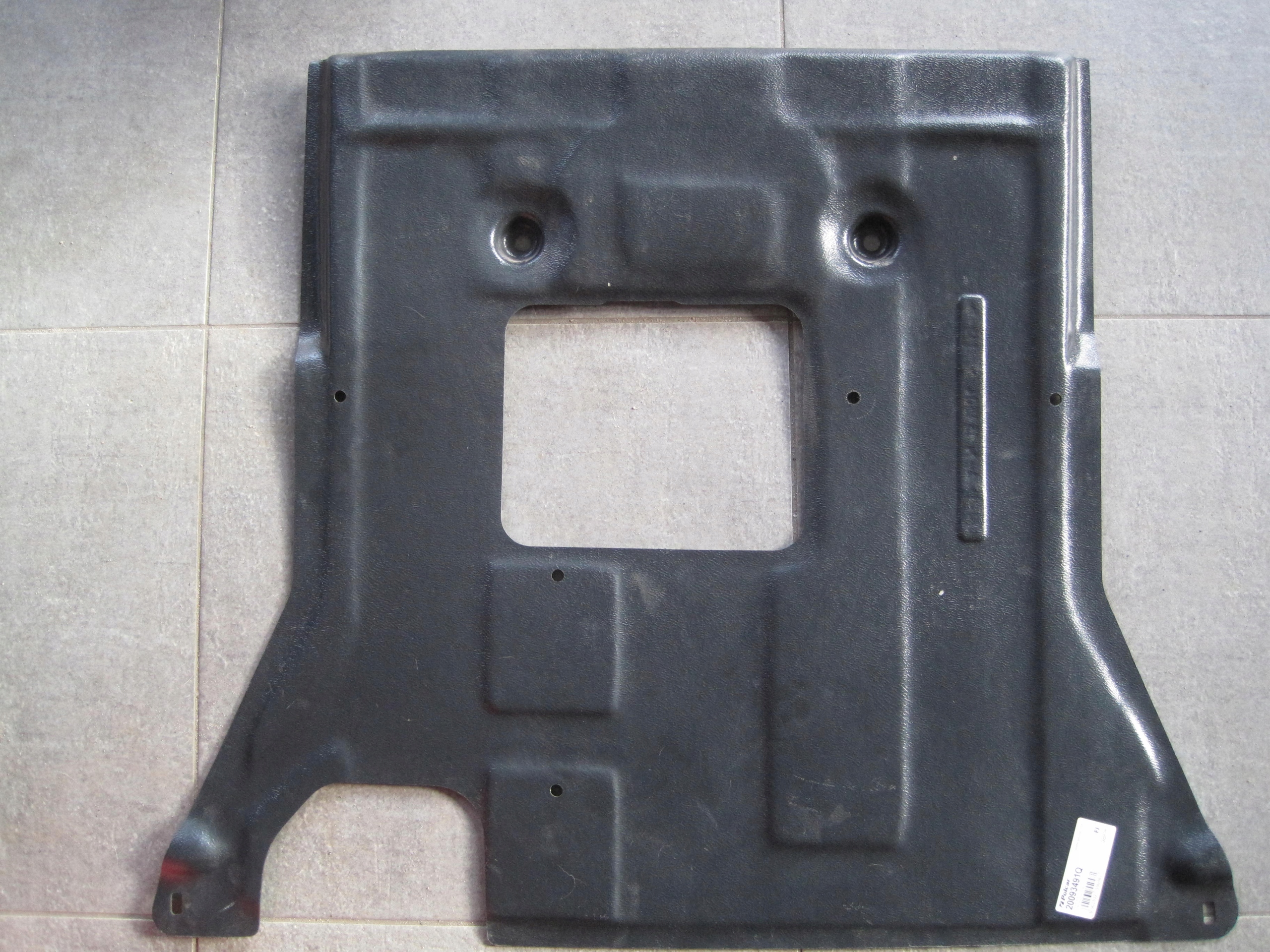 20093491Q - Капот BMW 3 E46 SDN универсал 01-05