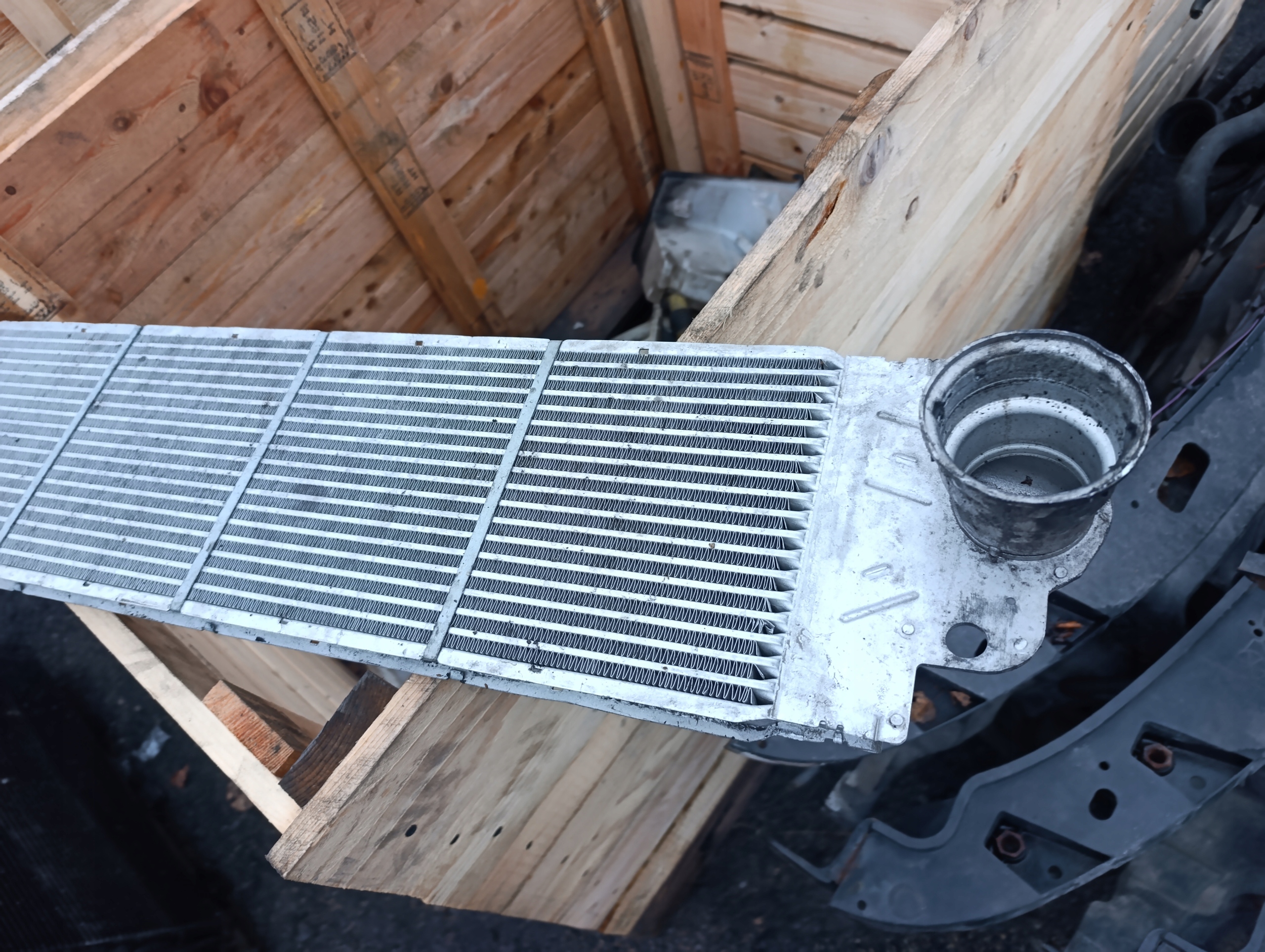 VW T5 T5 LIFT T6 2.5 2.0 1.9 TDI INTERCOOLER Kühler luft