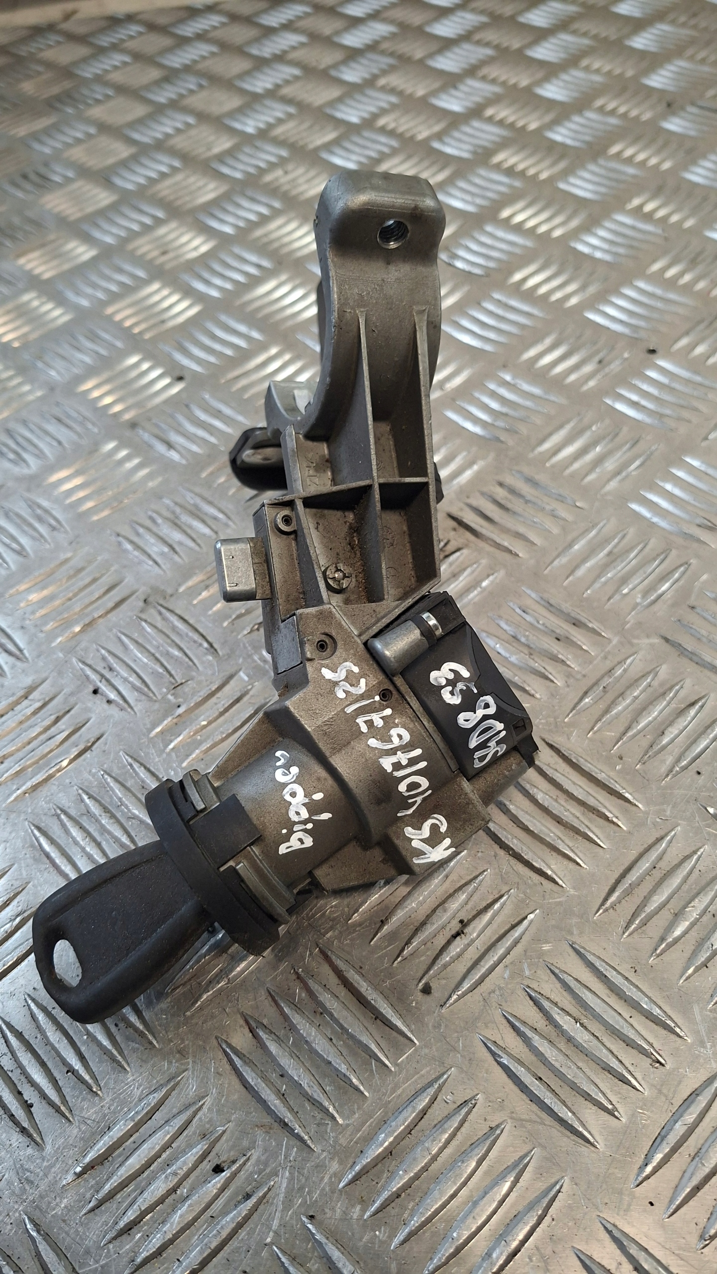 ignition PEUGEOT BIPPER