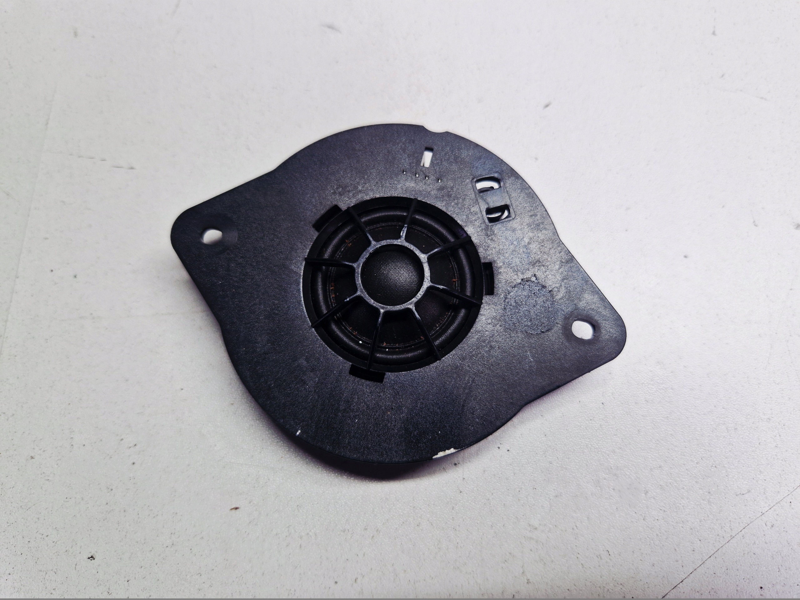 AUDI A4 B8 speaker 8T0035399A