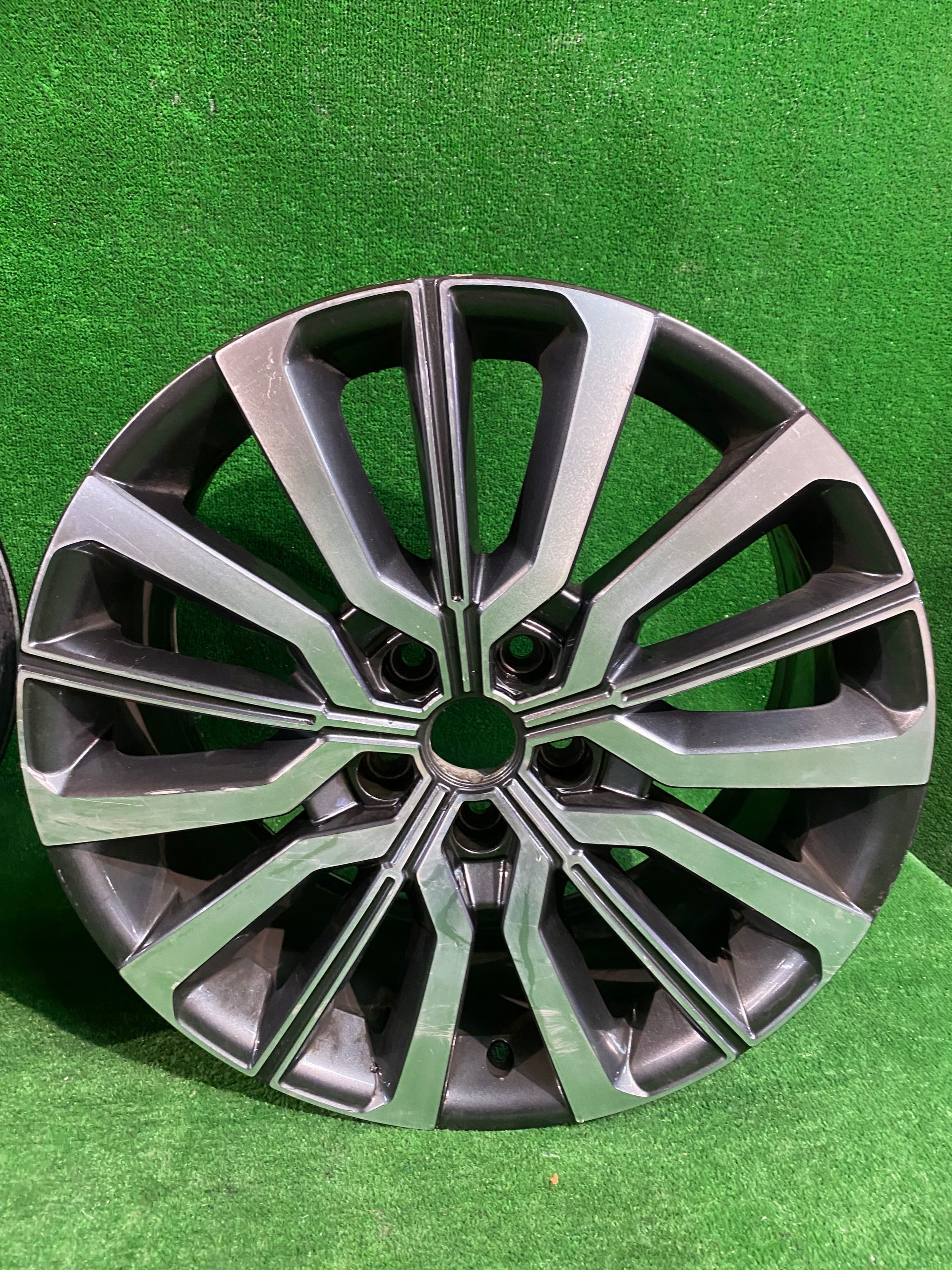 disc RENAULT 19” 8J ET49