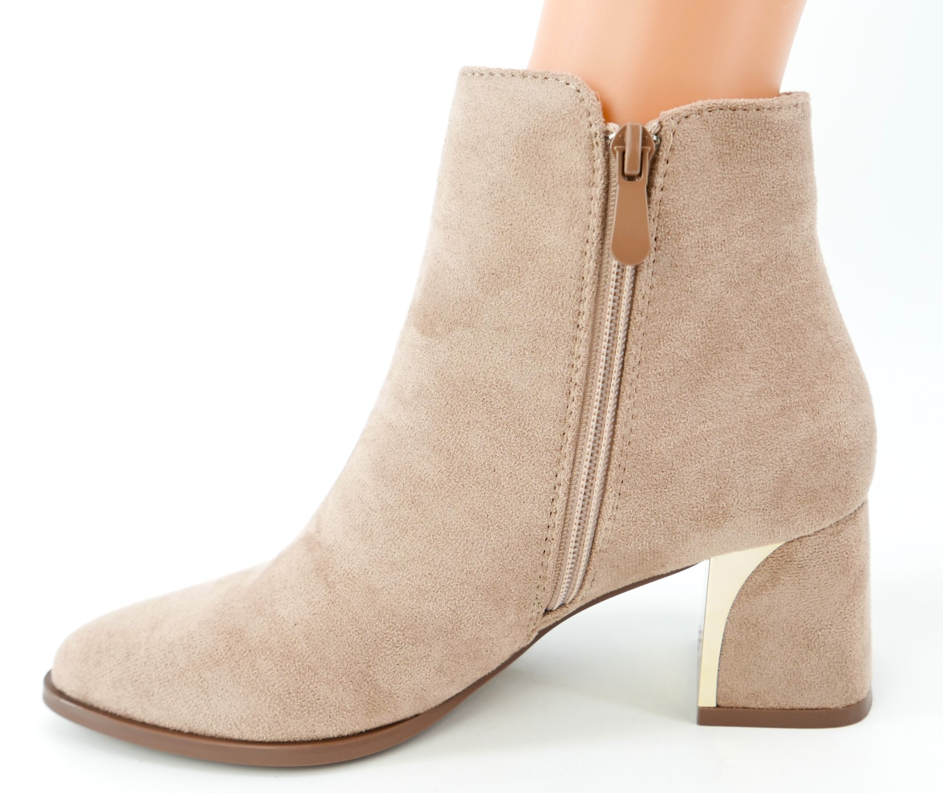 SEASTAR BEŻOWE ZAMSZOWE BOTKI NA OBCASIE R40 Marka Seastar