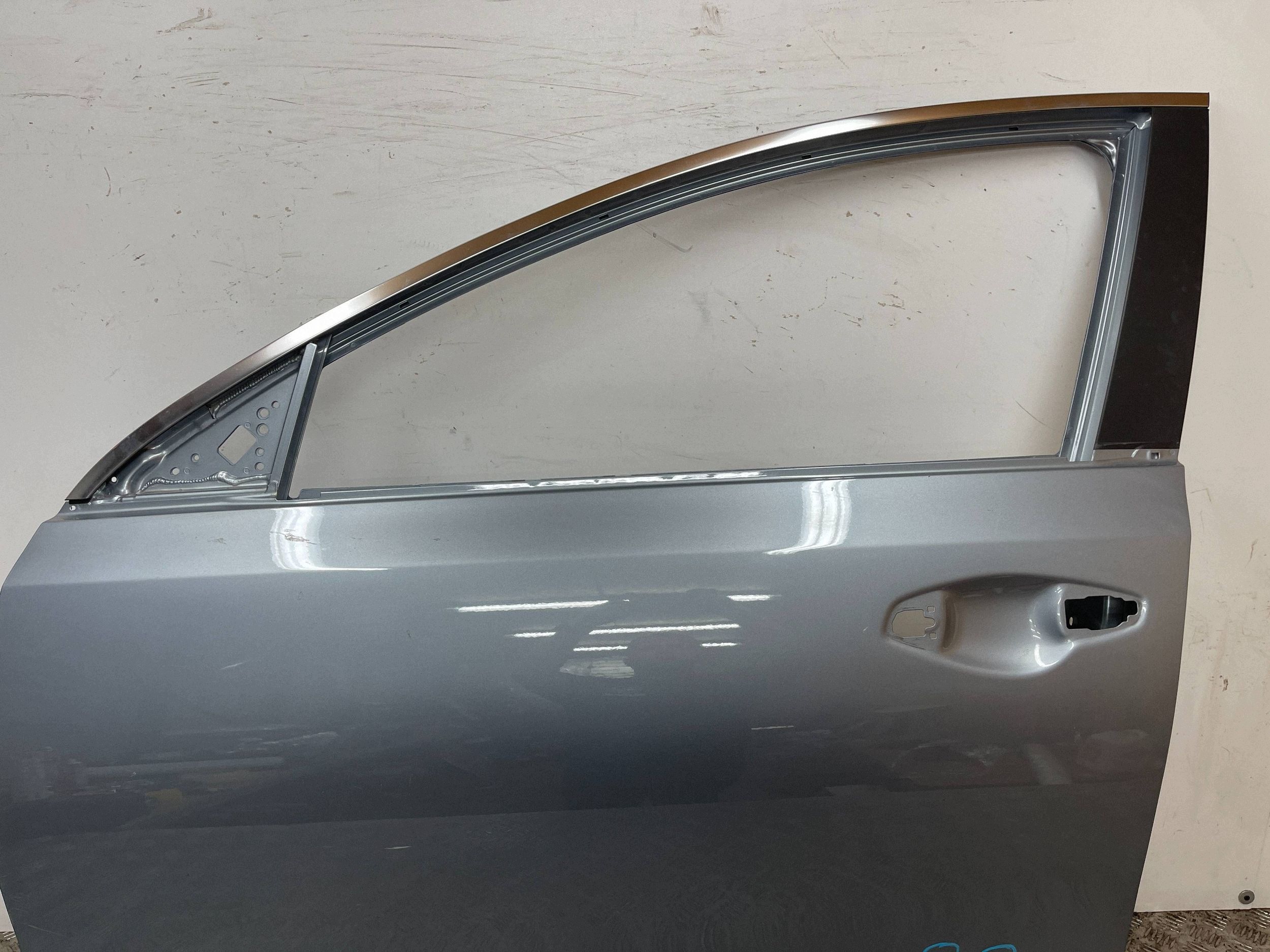 door front front left KIA XCEED X-CEED