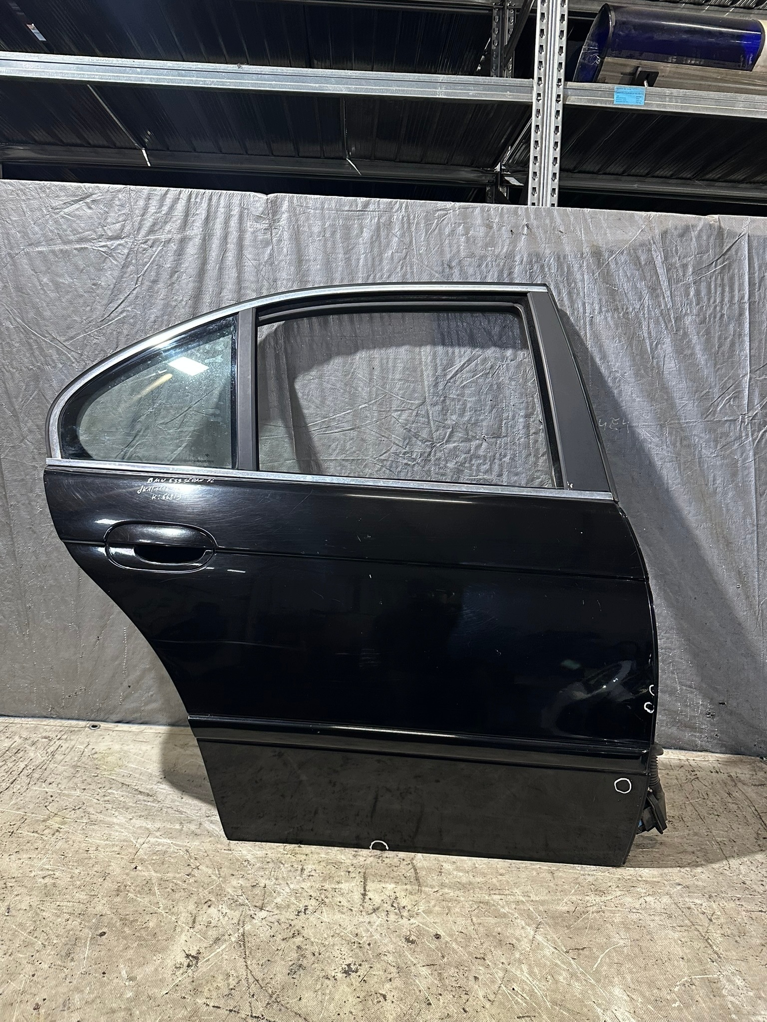 tür rechts heck BMW E39 sedan FL SCHWARZ II 668/9