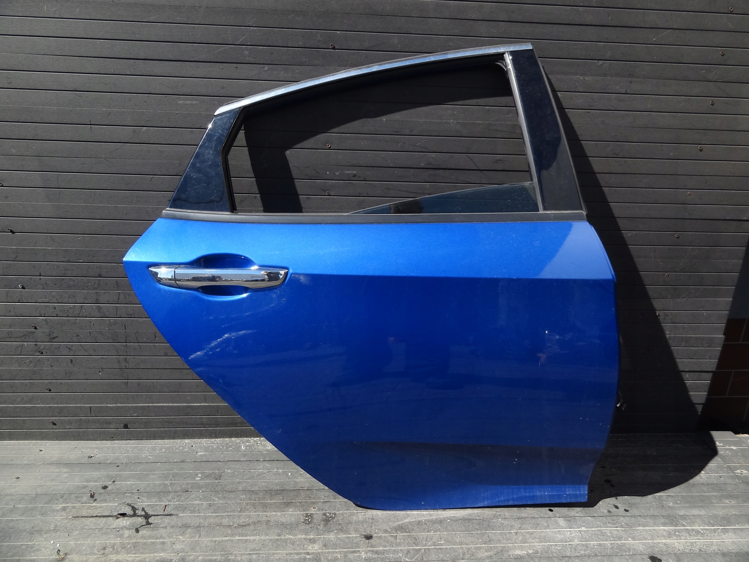 HONDA CIVIC X 2017 SEDAN DRZWI TYLNE PRAWE KOMPLETNE ORYGINAL