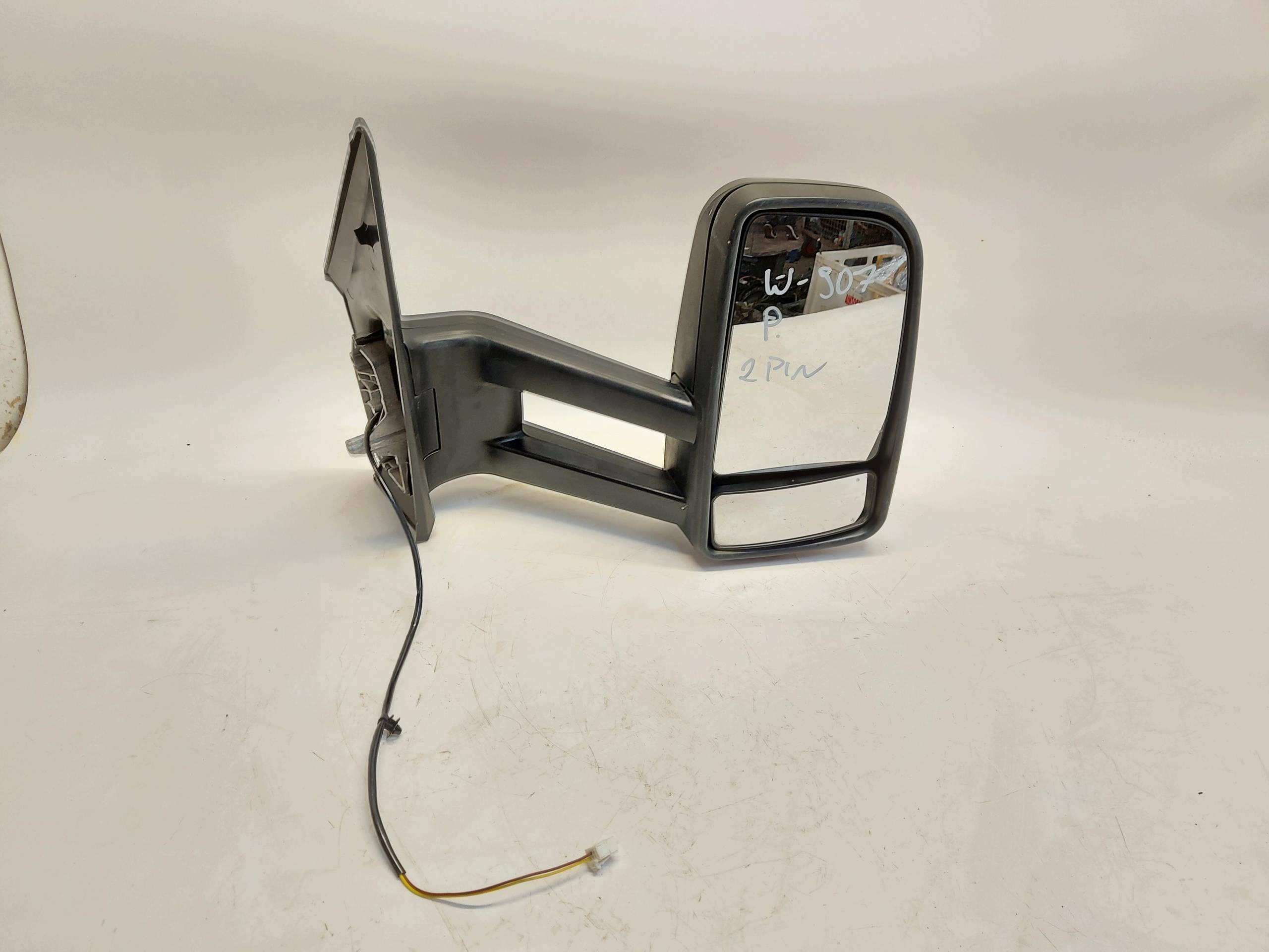 Mercedes Sprinter w907 2020, 2.1 CDI mirror right 2 PIN RHD