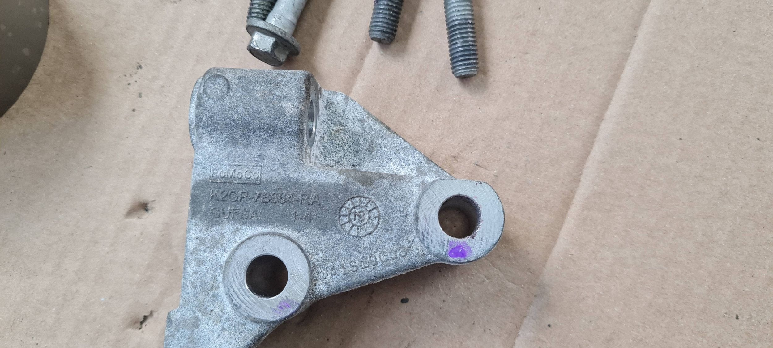 Ford Edge II 2020 ST LIFT support holder gearboxes 2.7 K2GP7B664RA