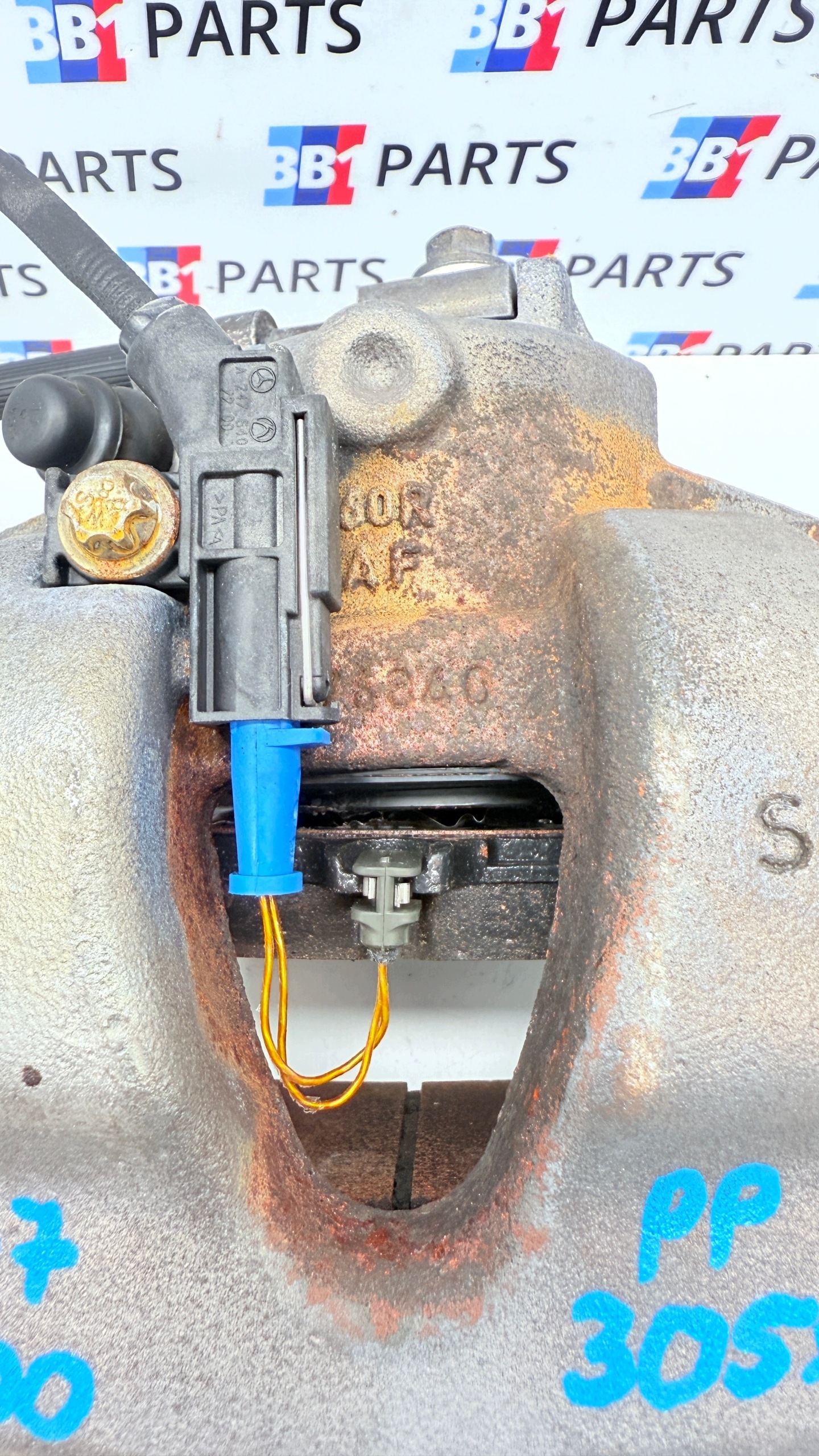 MERCEDES W177 AKLASA caliper right front front A200 305X28