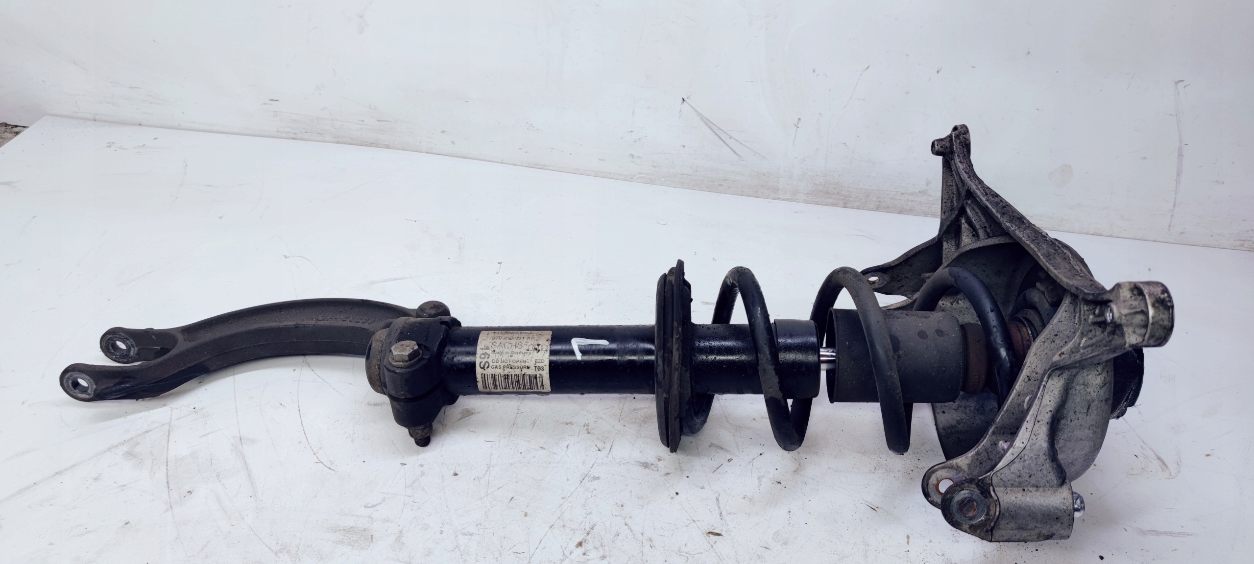 shock absorber left front AUDI S4 B8 S5 8T0413031AR