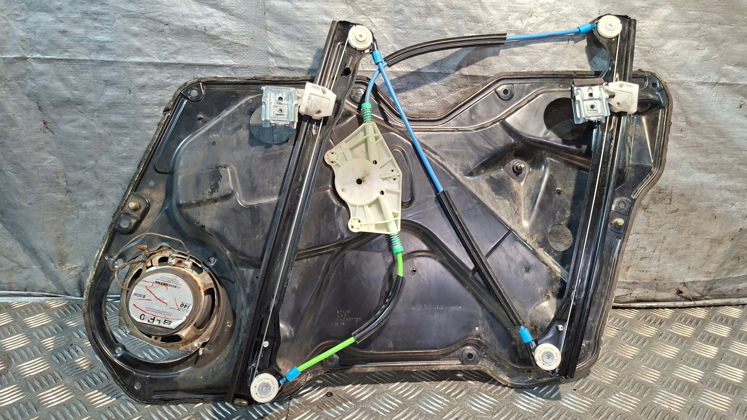 window regulator sheet metal left front SEAT TOLEDO II
