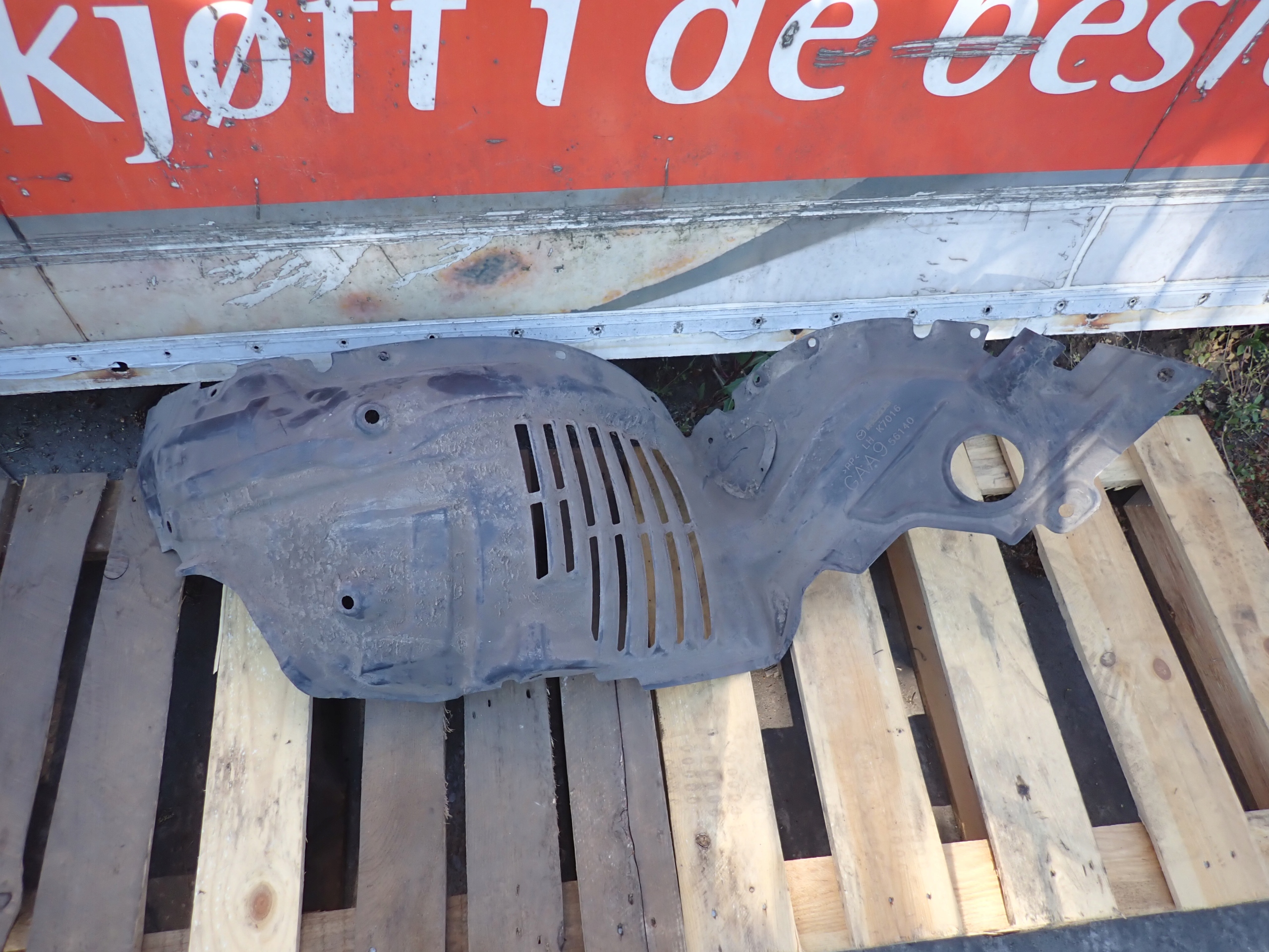 mudguard left front MAZDA 6 II GH GAA956140