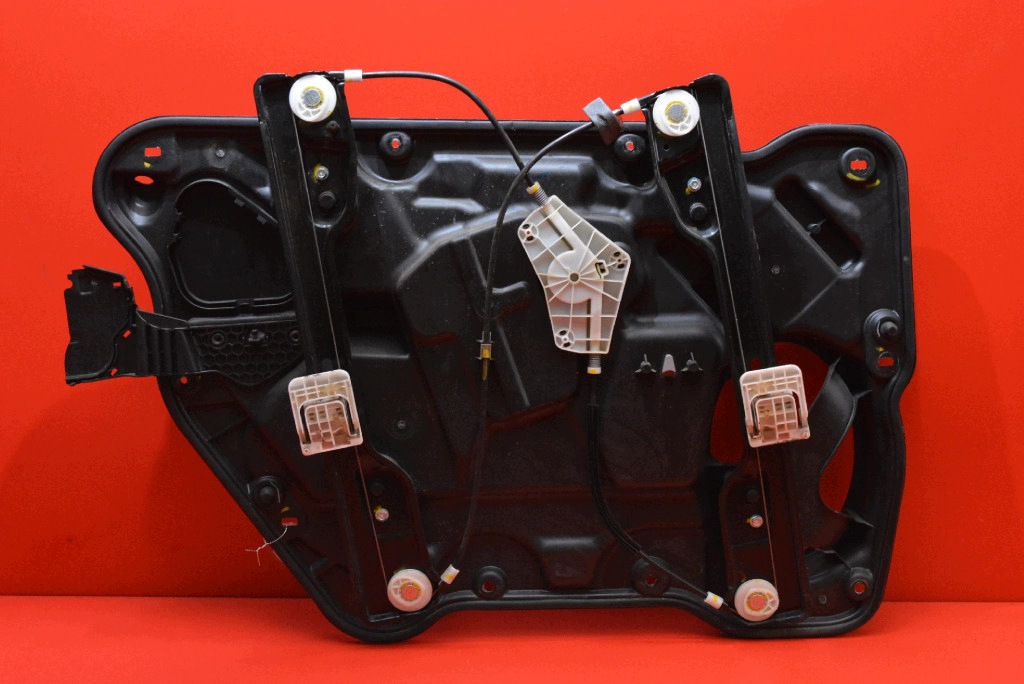window regulator right front 914067-101 05026596AA DODGE JOURNEY and JC 08-11