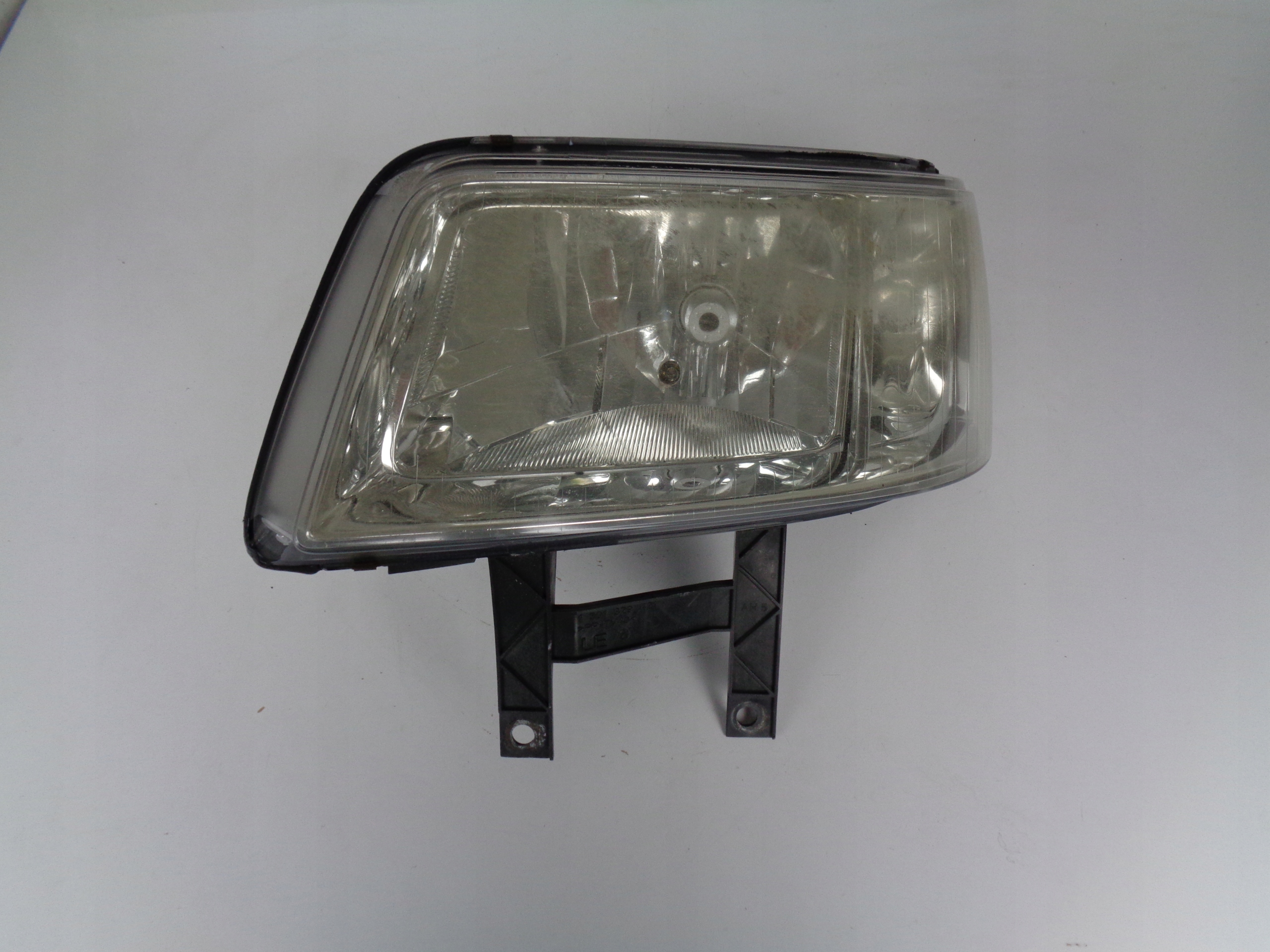 light left REFLEKTOR VW T5 7H 7H0 03-09