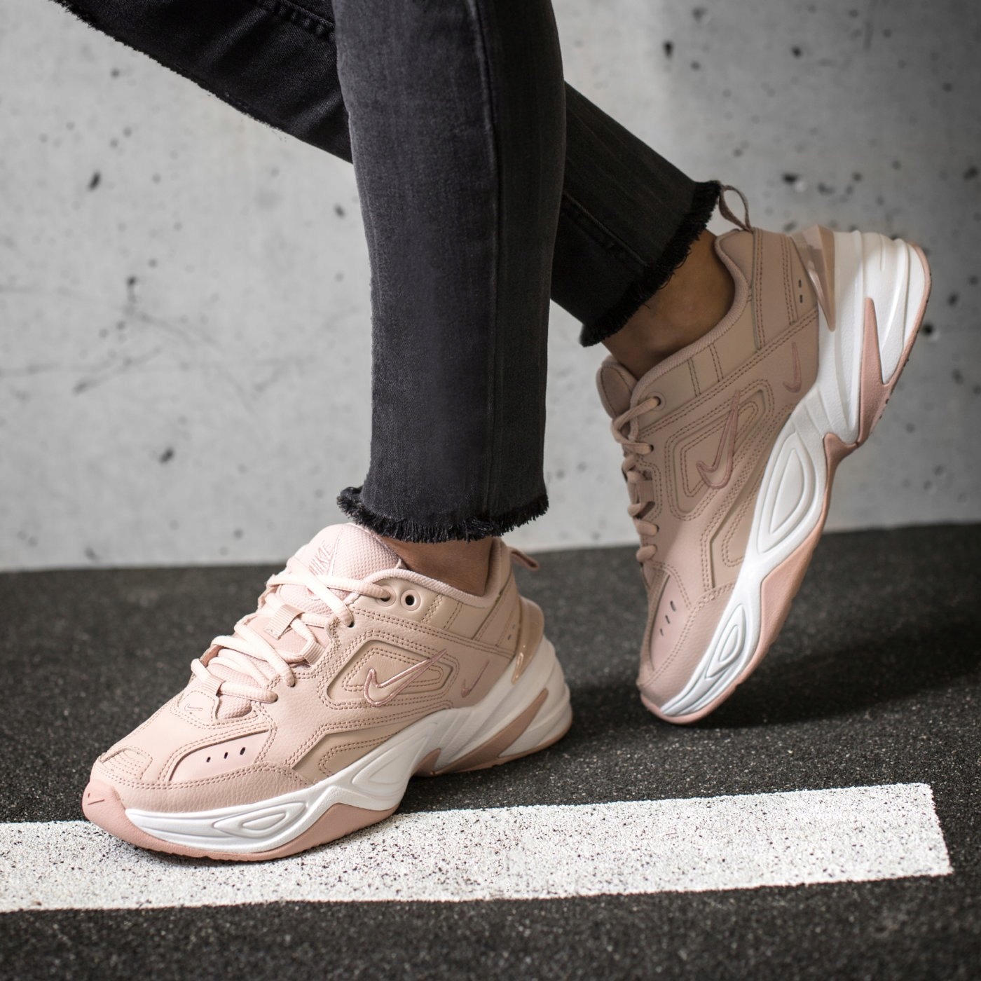 Dámské sportovní tenisky Nike M2K Tekno pudrová růžová AO3108-202 38.5