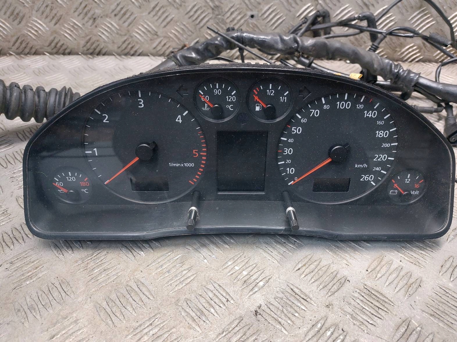 running board STARTOWY + bundle + dials FULL FIS AUDI A4 B5 FL 1.9 TDI