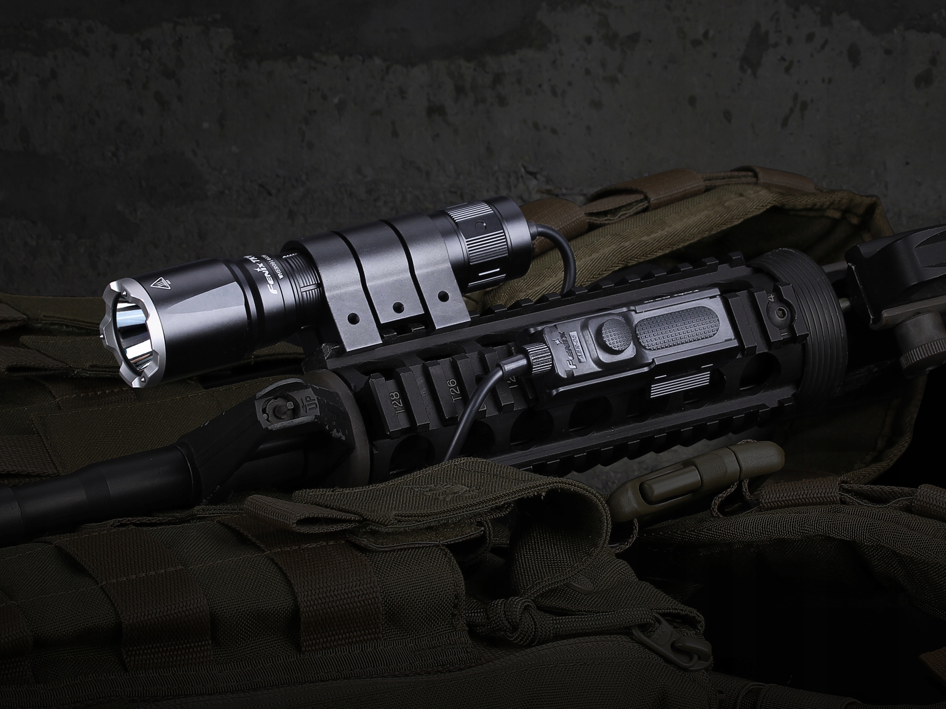 Latarka Fenix TK16 V2.0 3100lm Marka Fenix