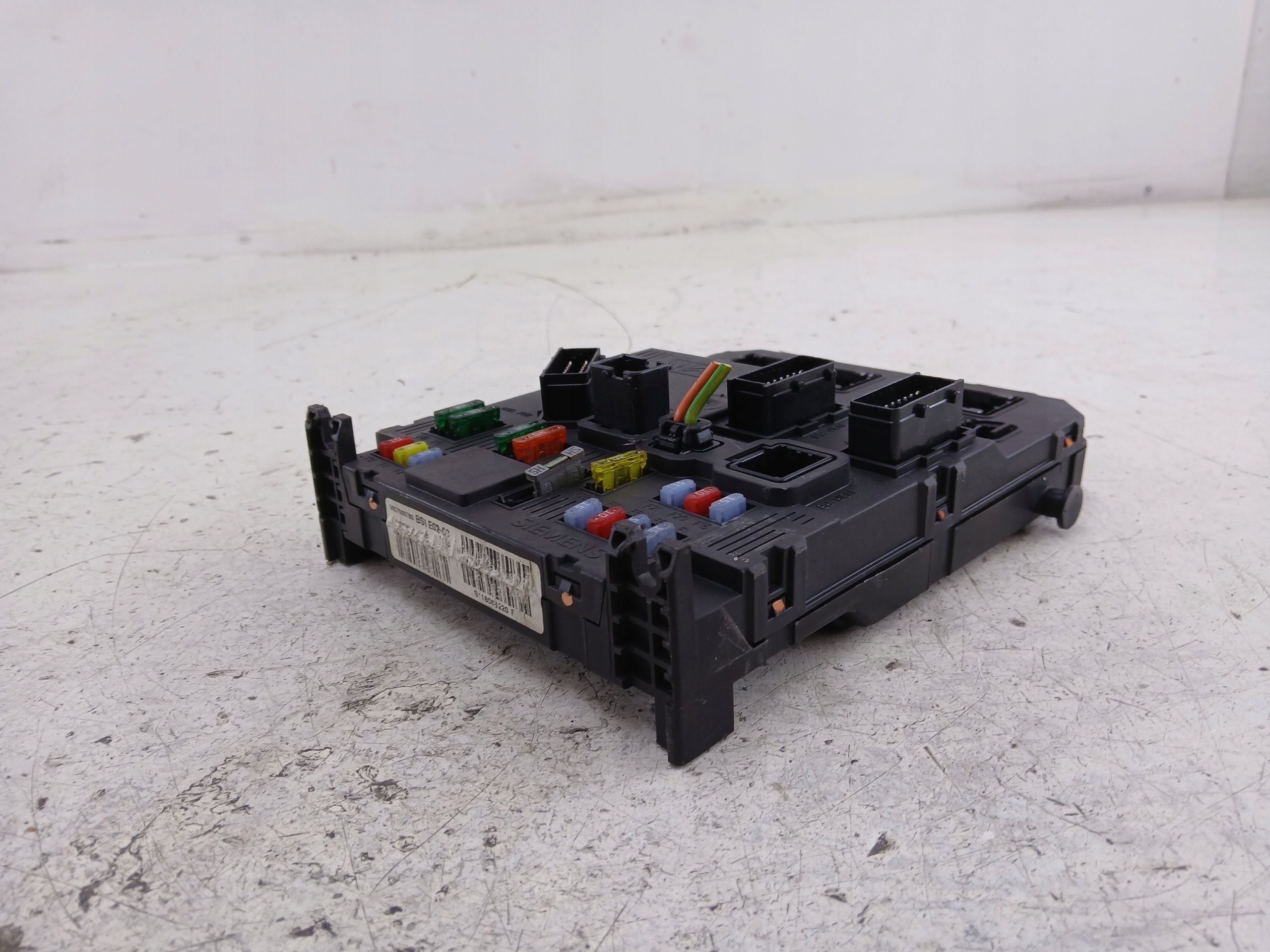 PEUGEOT 206 Module fusibles 9657999780