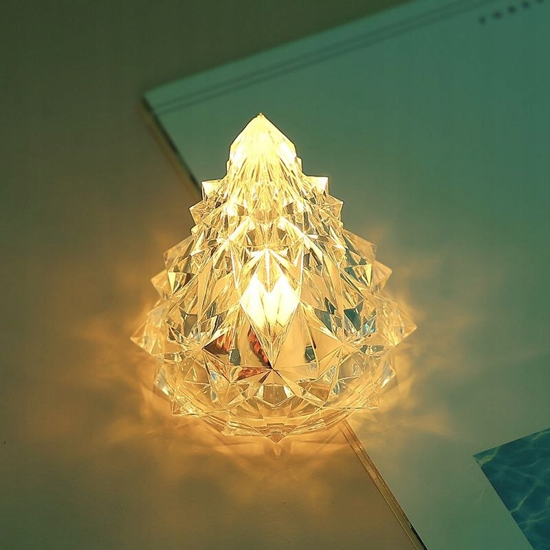 ŚWIECĄCA CHOINKA OZDOBA ŚWIĄTECZNA DEKORACYJNA CHOINECZKA Wysokość produktu 7.5 cm