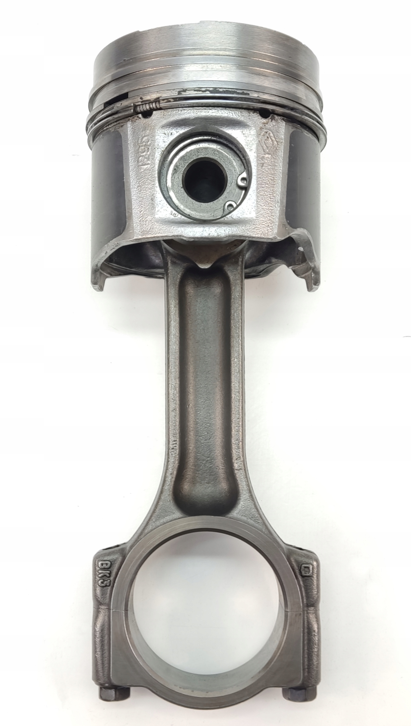 piston connecting rod Renault Trafic 1.9 DCI 80-130KM
