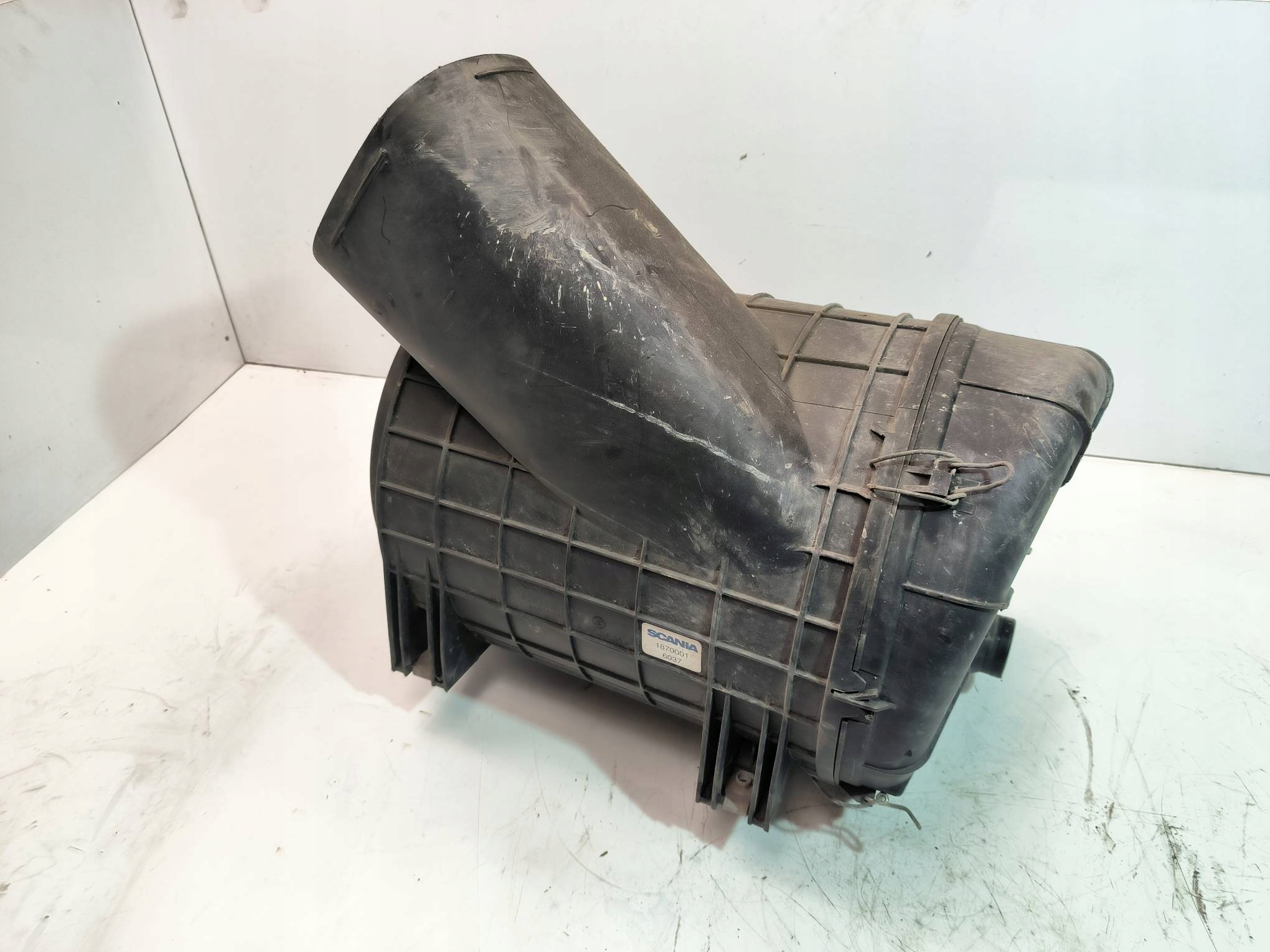 Gehäuse filter luft 1870001 SCANIA R410