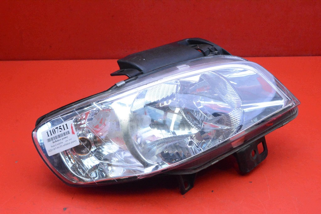 REFLEKTOR right light front EU SEAT CORDOBA 1 and LIFT 99-03