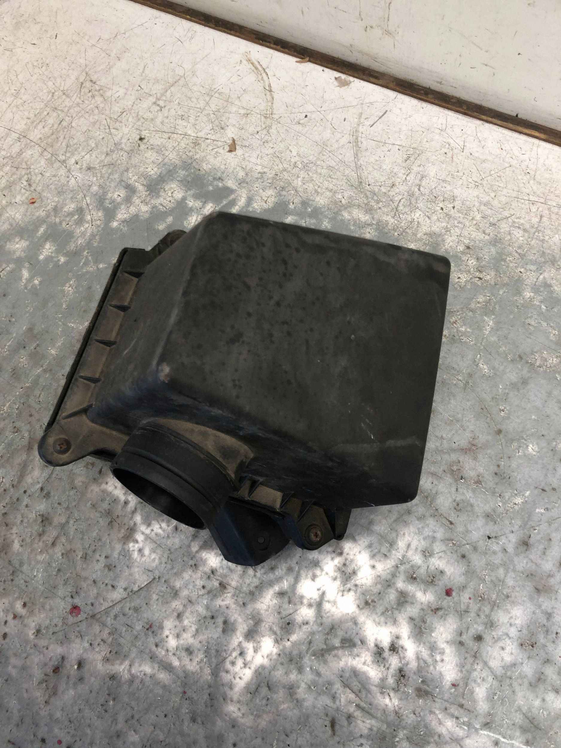 luftfiltergehäuse VW POLO IV 6Y0129607D