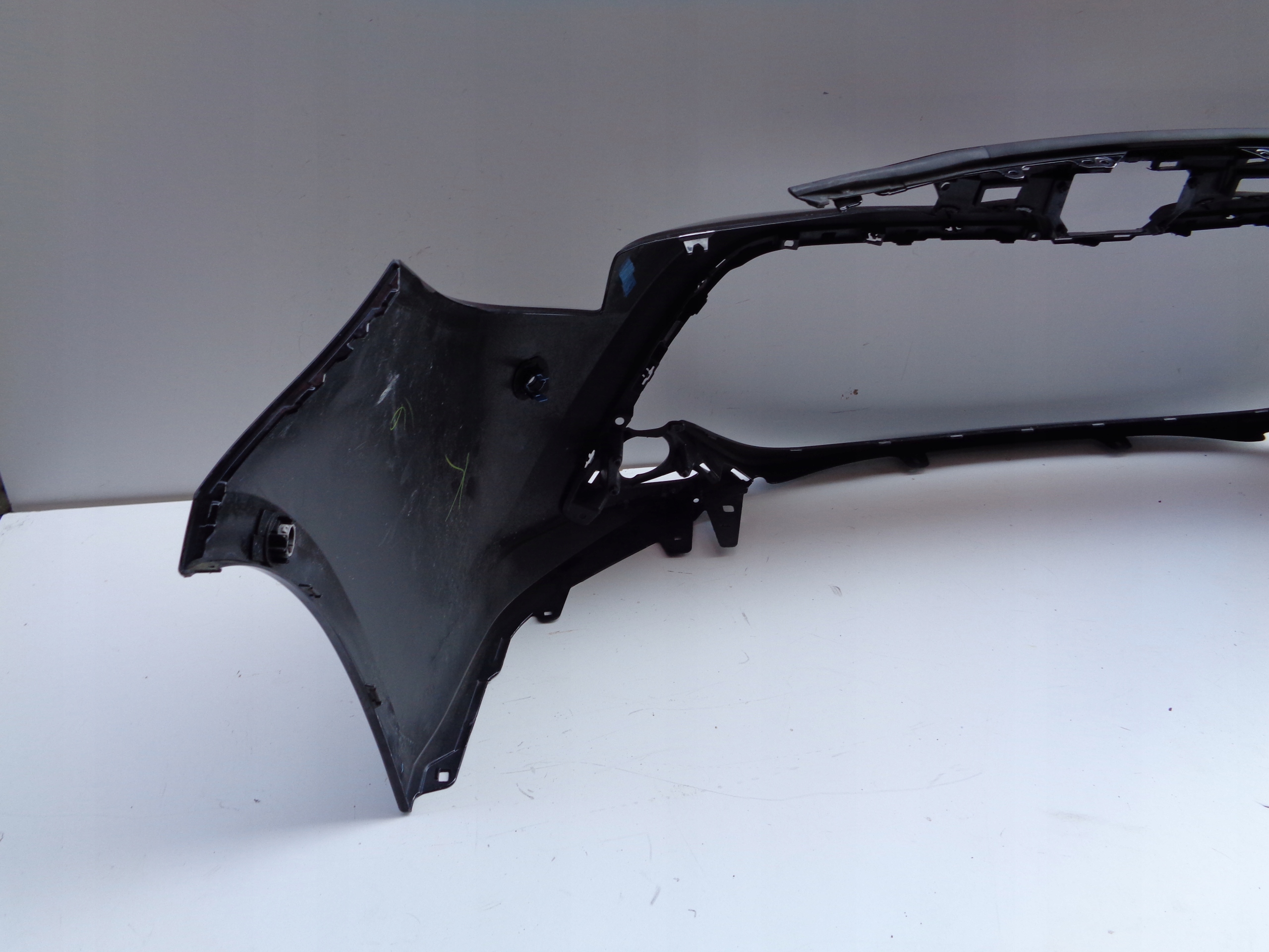 front bumper TOYOTA COROLLA E21 19- HB KOMBI NR 47064