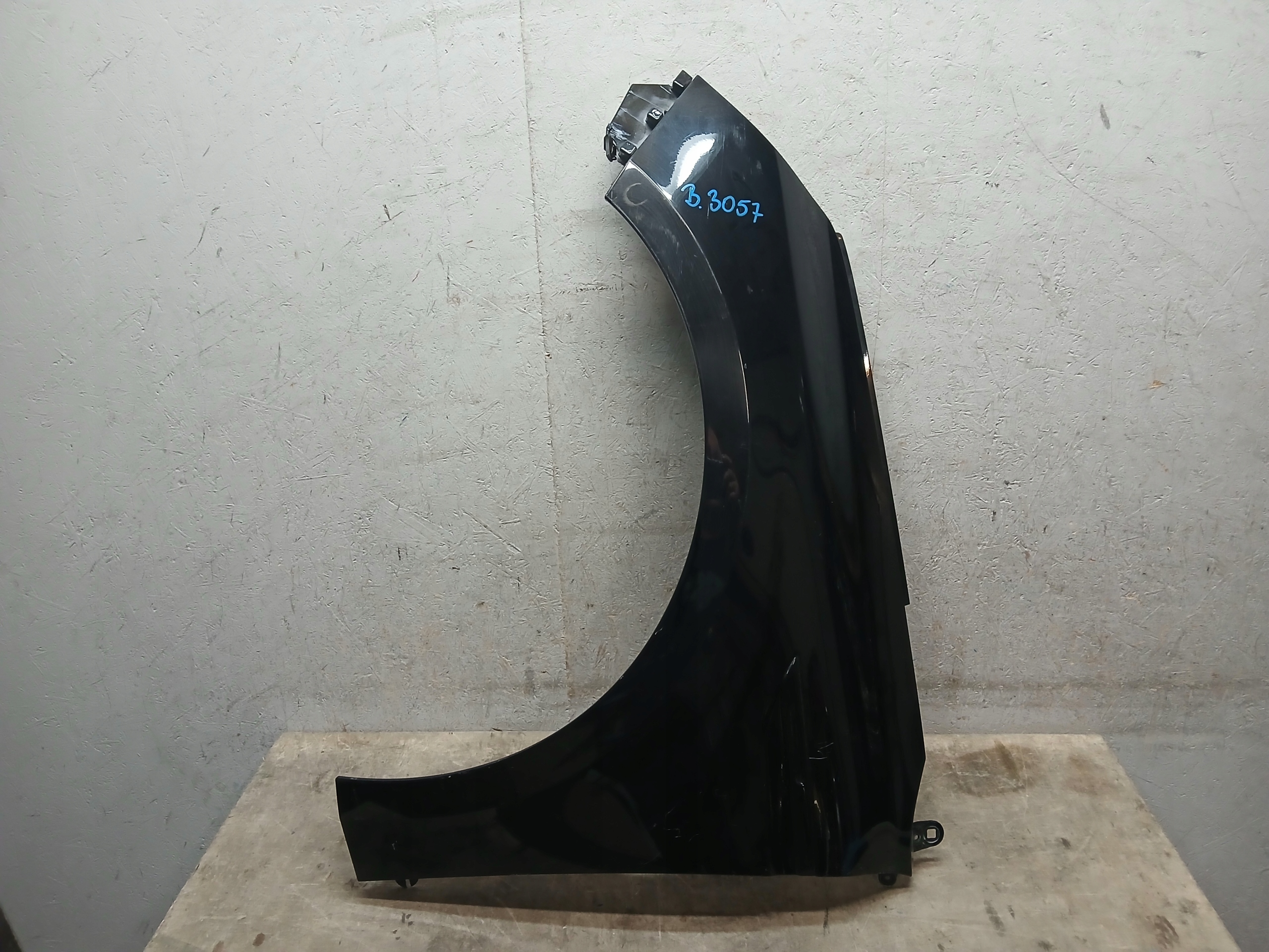 fender front left RENAULT MEGANE IV 4 16