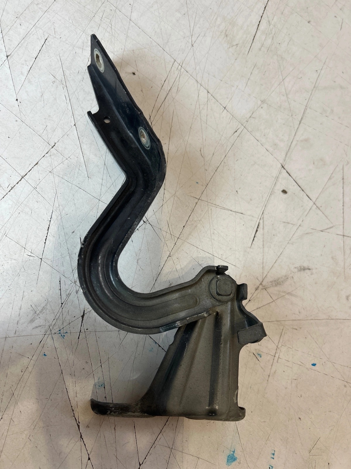 hinge bonnets left Fiat 500L black
