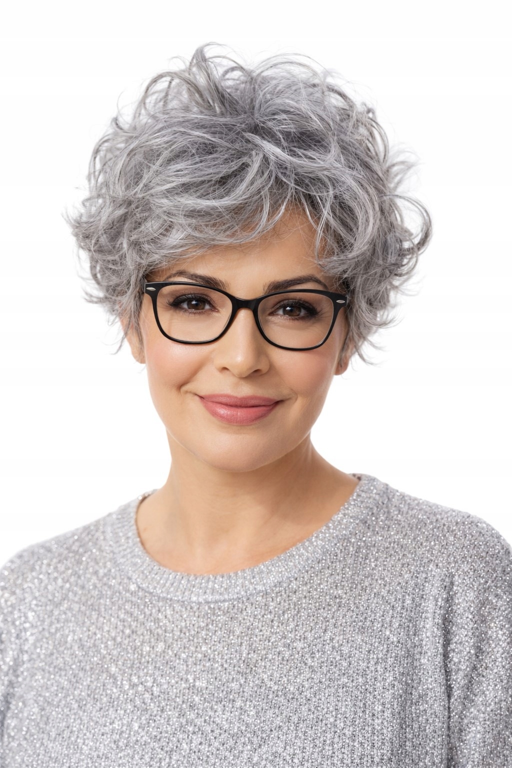 Krátká kudrnatá paruka v šedé barvě sombre Neessaja wigs shop