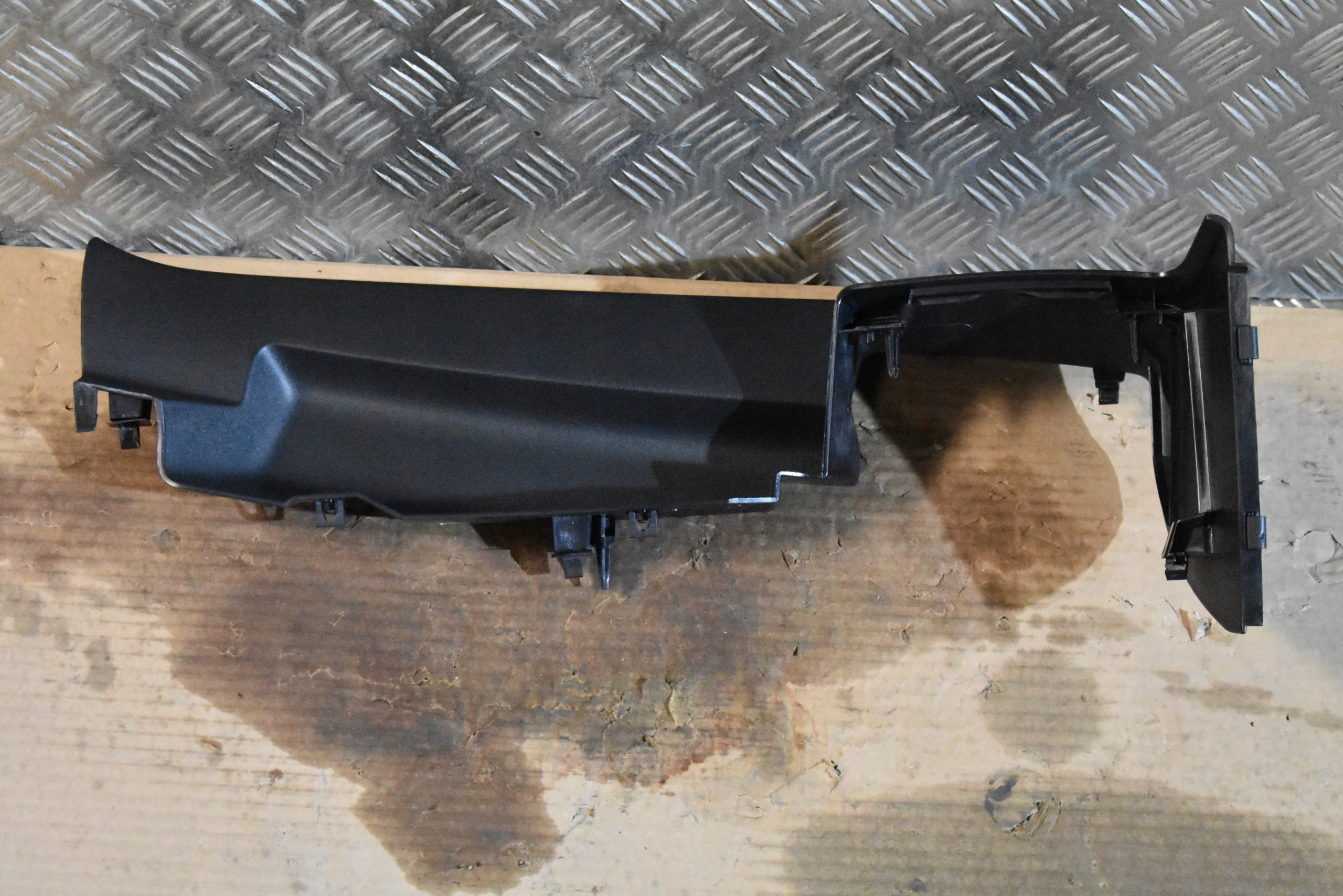 IDEALNA cover left PORSCHE 982 718 1