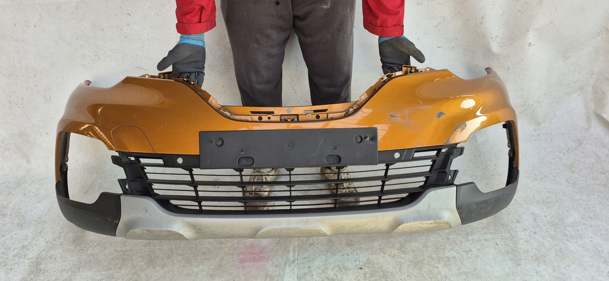 RENAULT CAPTUR and 1 LIFT 17-19 bumper front front PDC