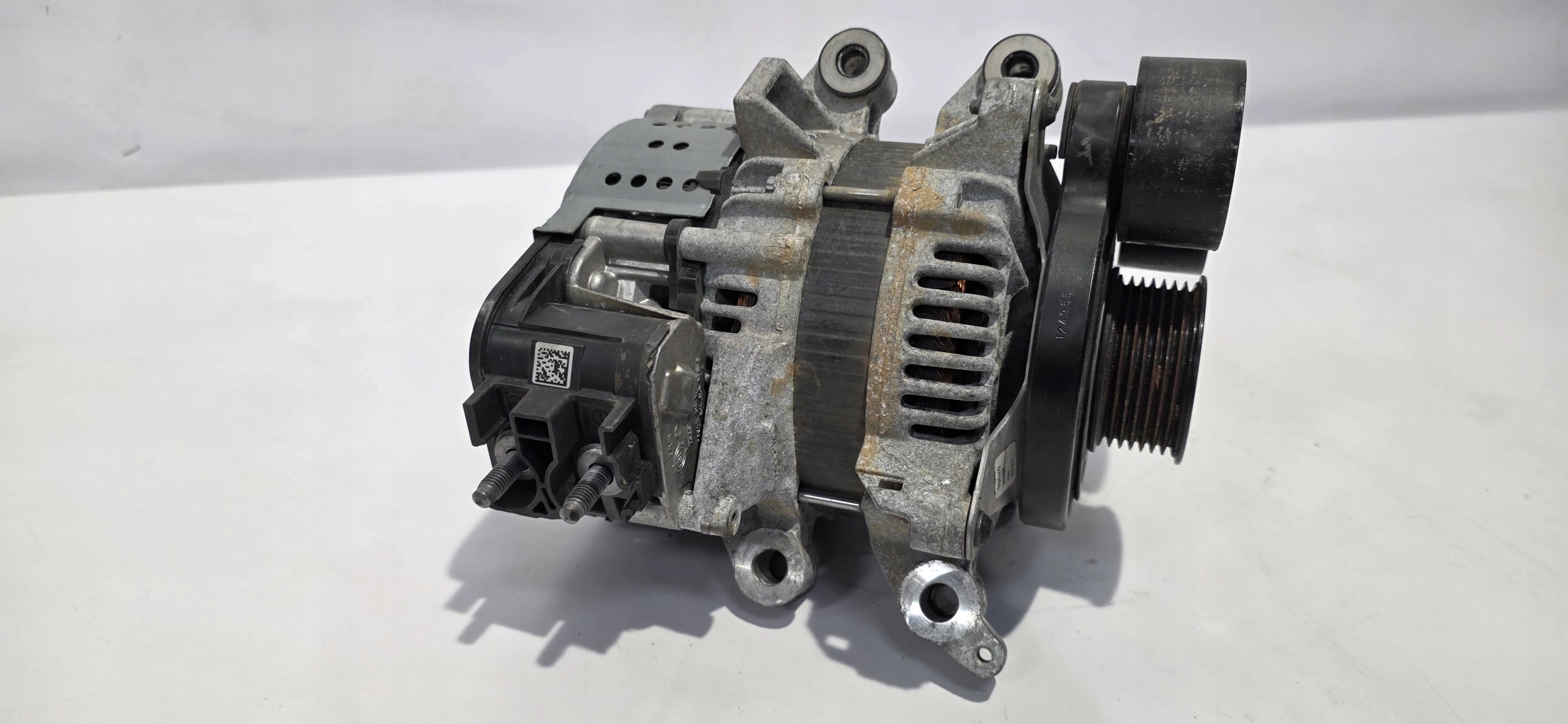 alternátor španovákem VOLVO XC60 II 17- originál 32139935