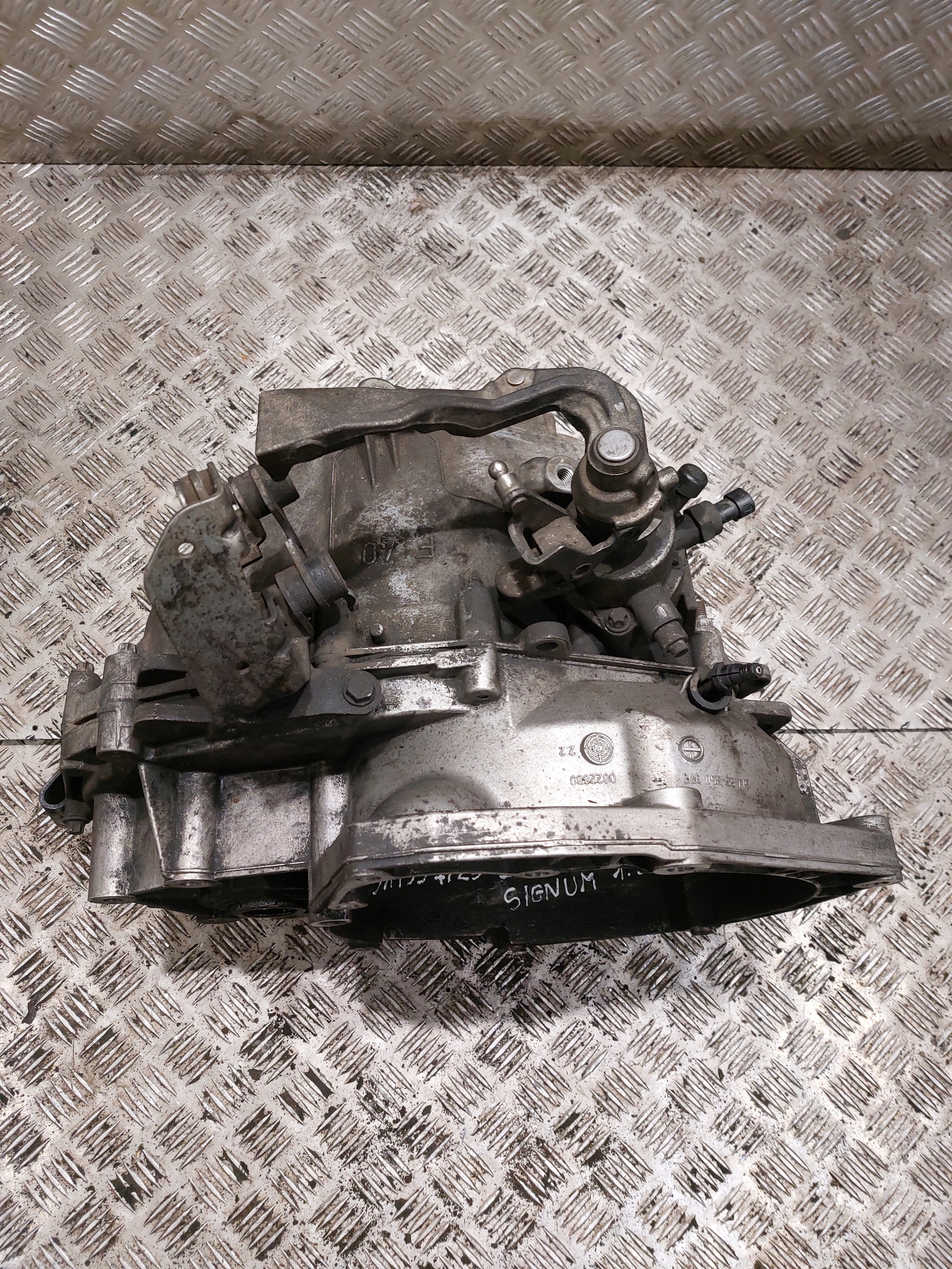 Getriebe OPEL SIGNUM 1.9CDTI F40