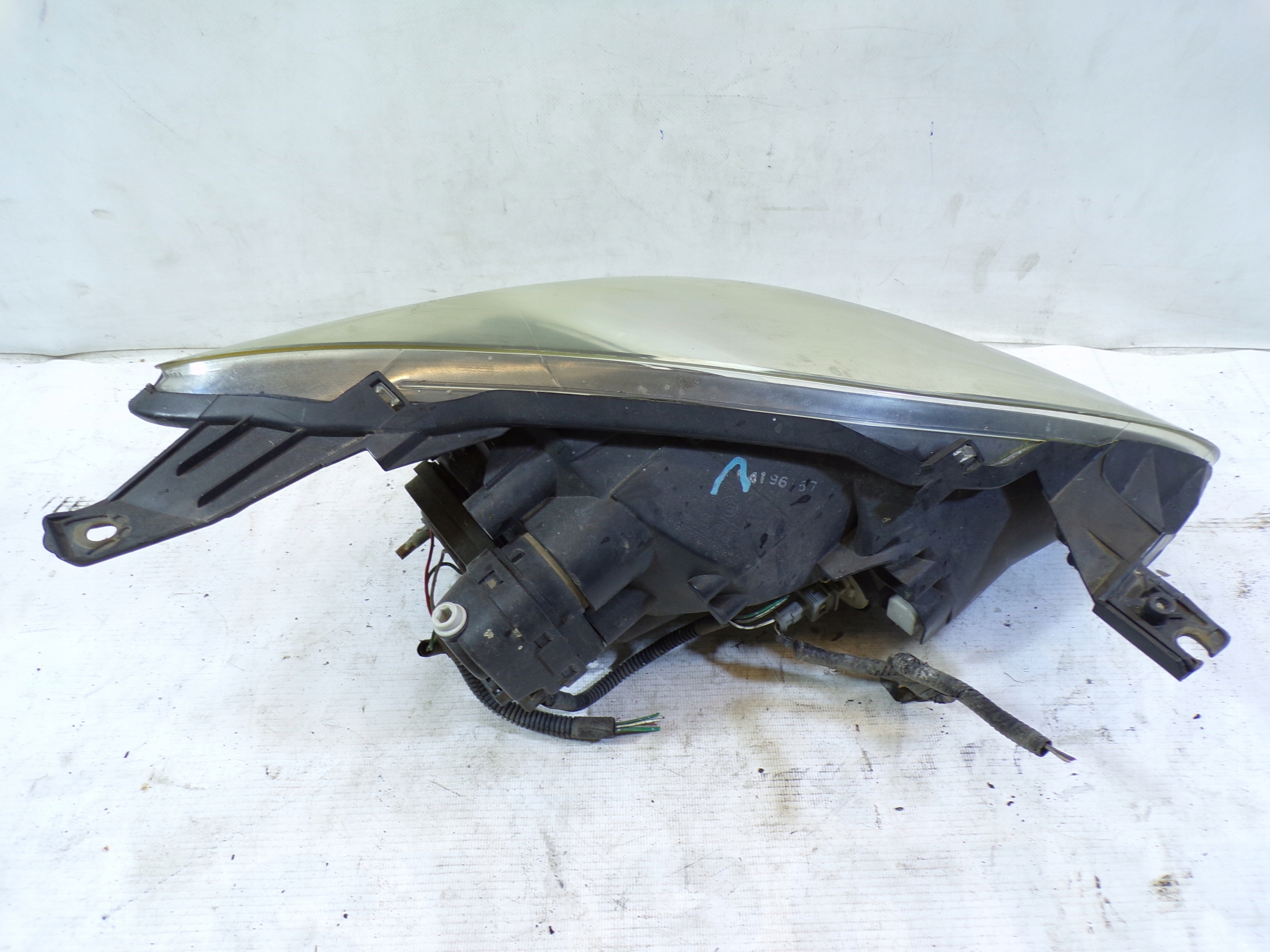 light front front left TOYOTA AYGO 1 and (1) (K1)