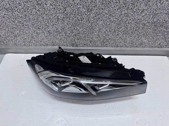 light right BMW 3 G20 G21 LIFT Full Led
