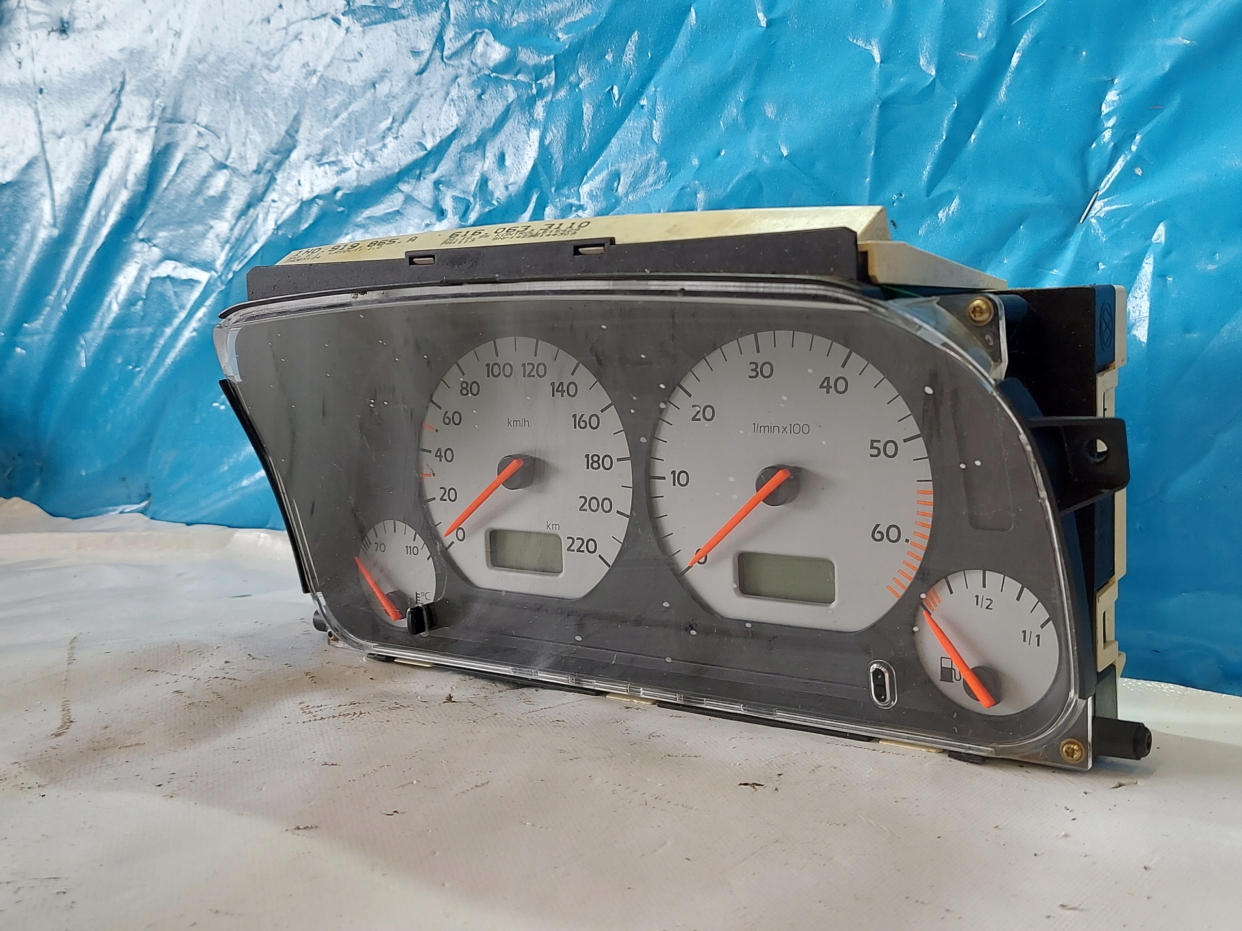 dials clock GOLF III 1.6 B 1H0919865A